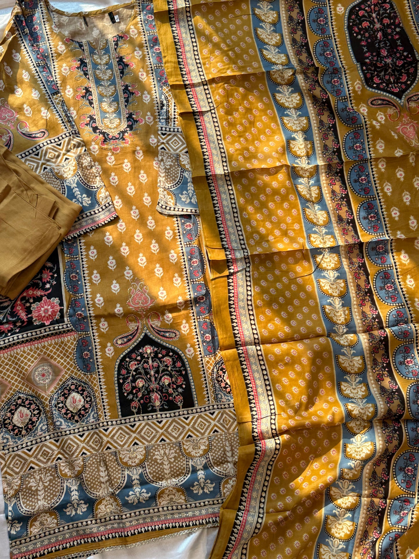 JHILMIL MUSLIN READYMADE SUIT 8 Q