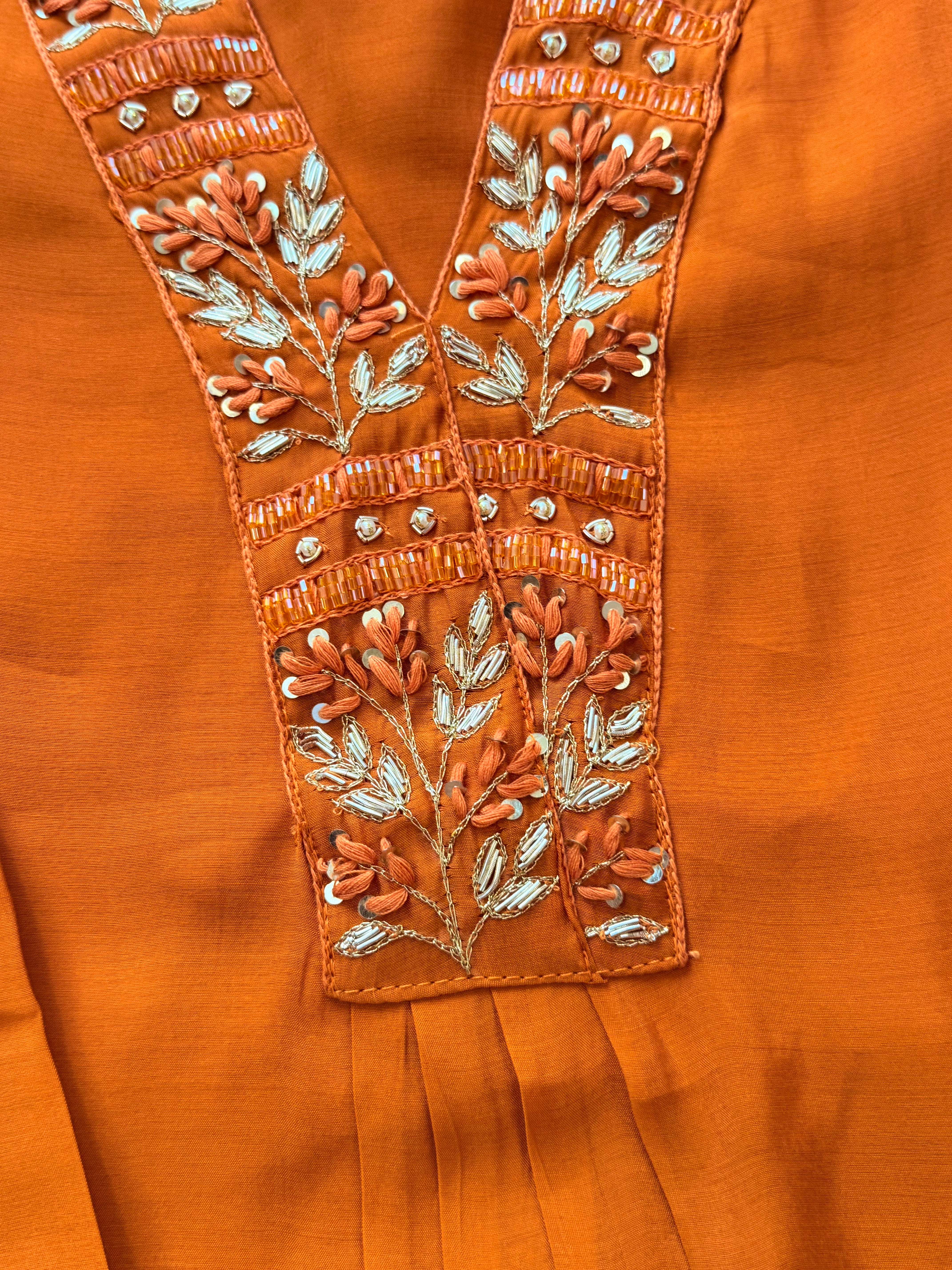 SABA MUL CHANDERI HANDWORK SUIT 5 Q