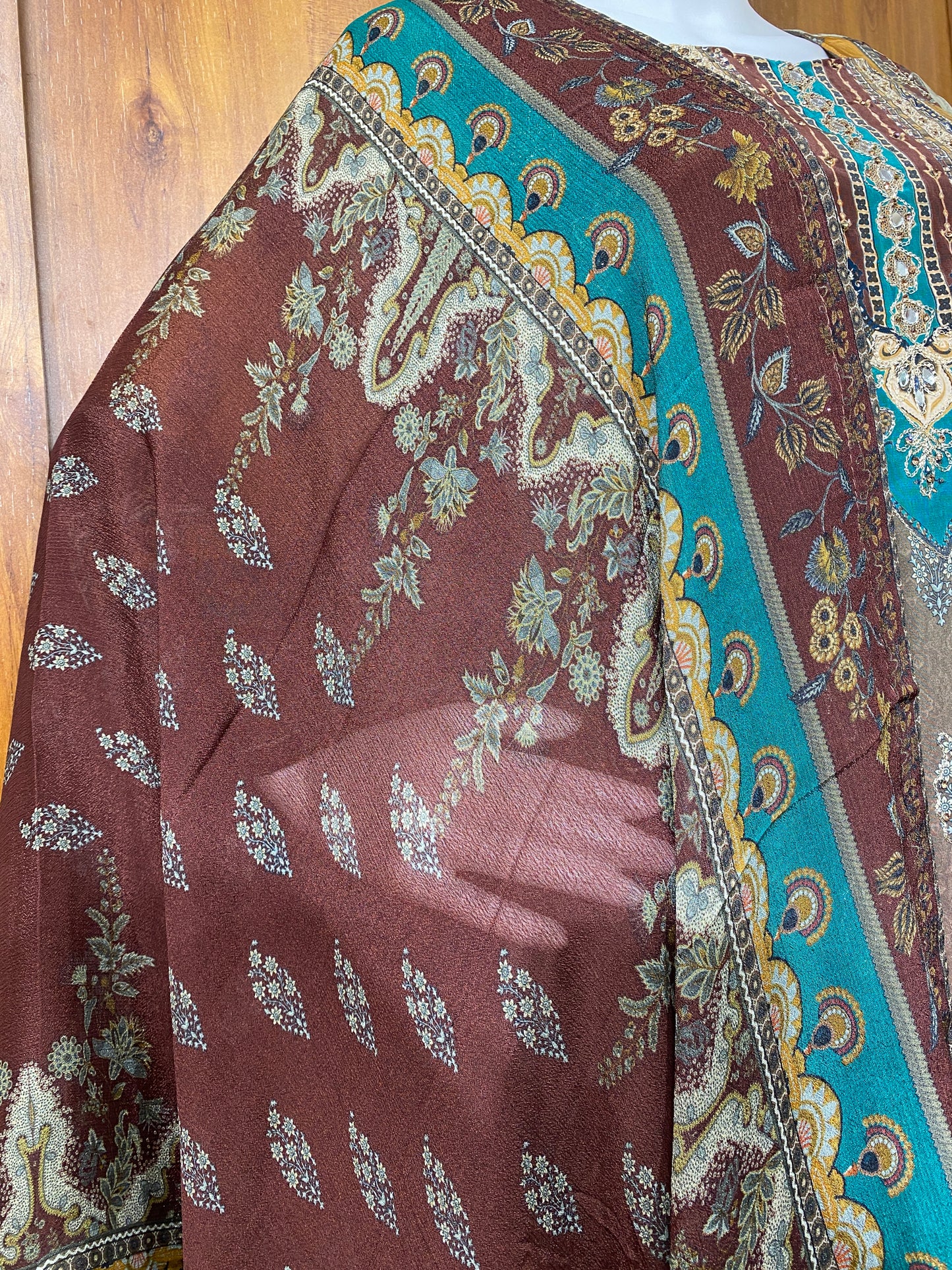 RAHI CREPE READYMADE SUIT Q