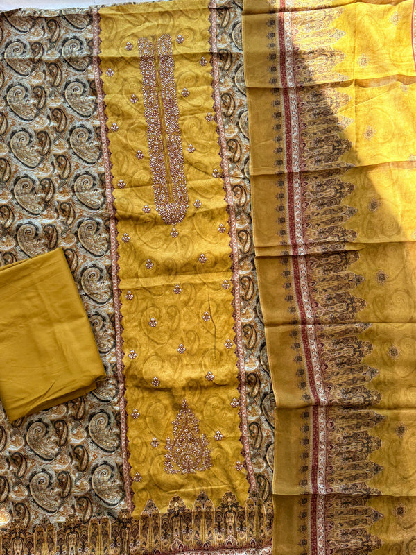 AARANYA 3 LAWN EMBROIDERY SUIT 4 Q