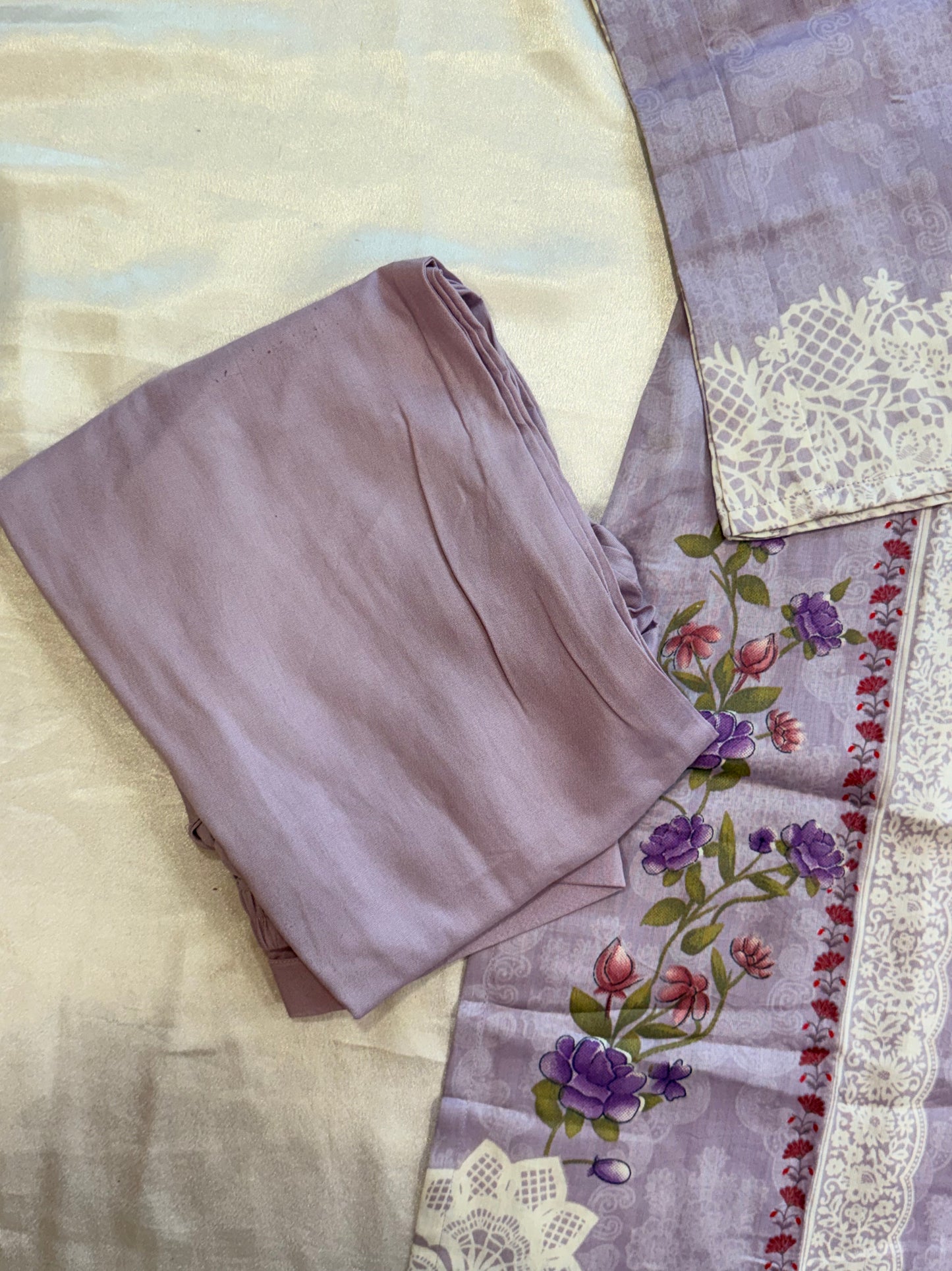 LILY LAWN READYMADE SUIT 1 Q