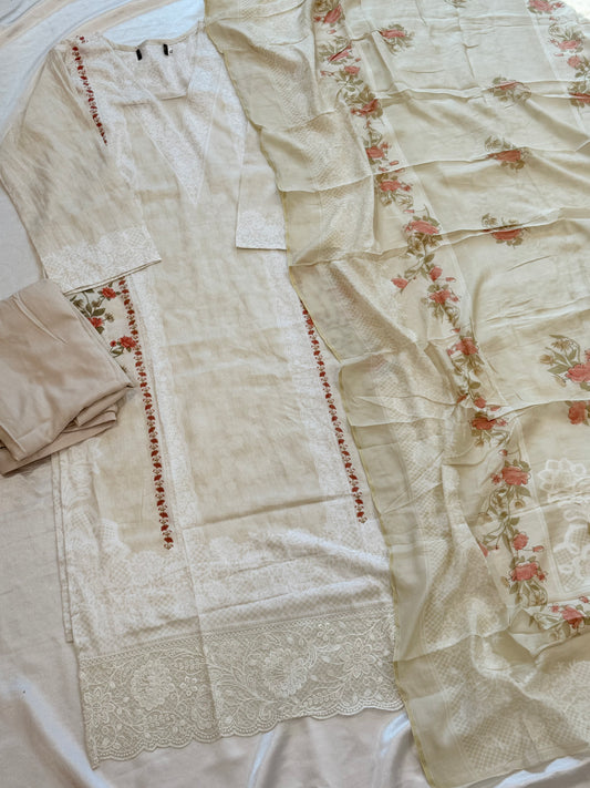 LILY LAWN READYMADE SUIT 4 Q