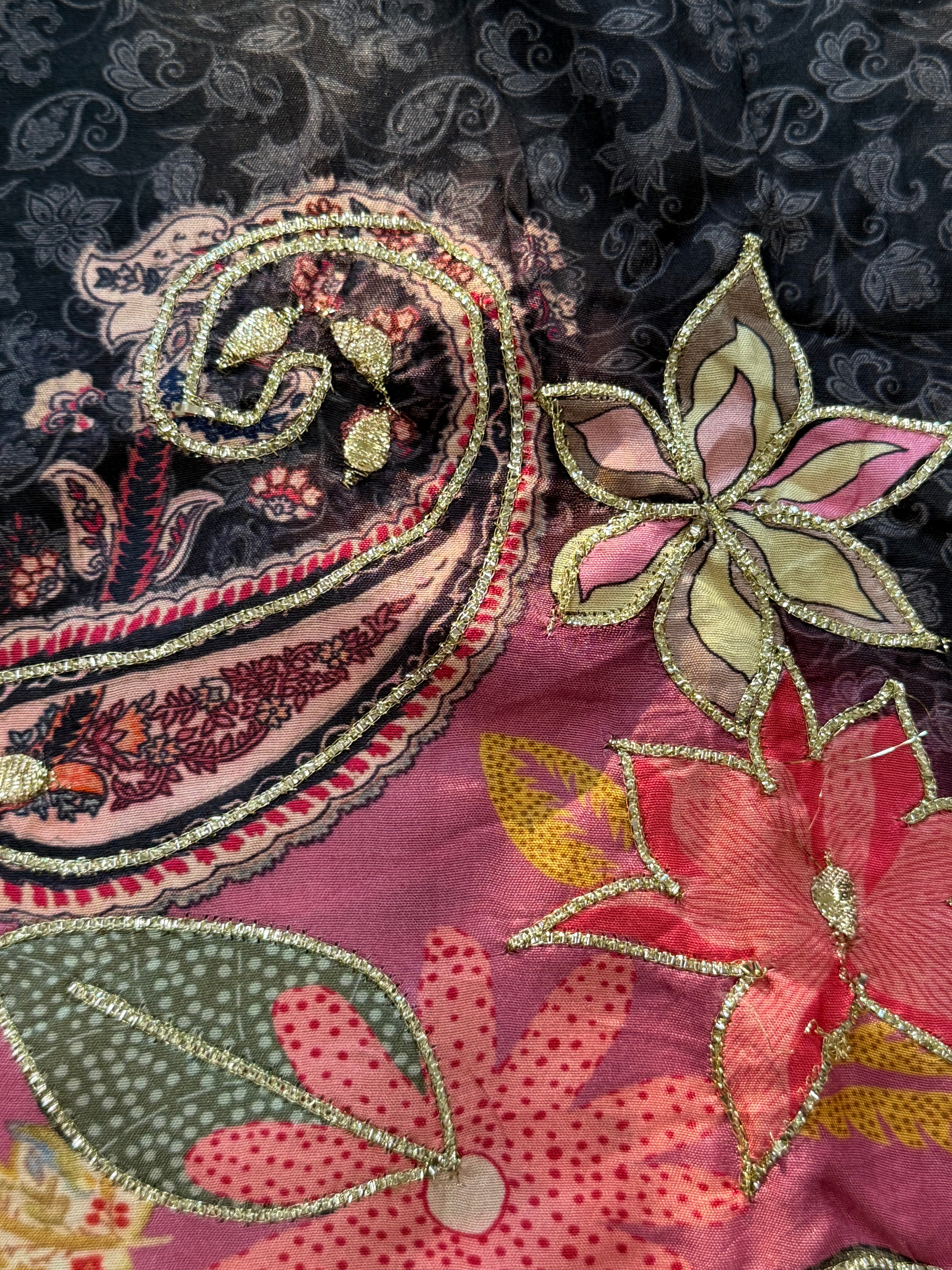 MUSLIN HAND EMBROIDERY SUIT 282 Q