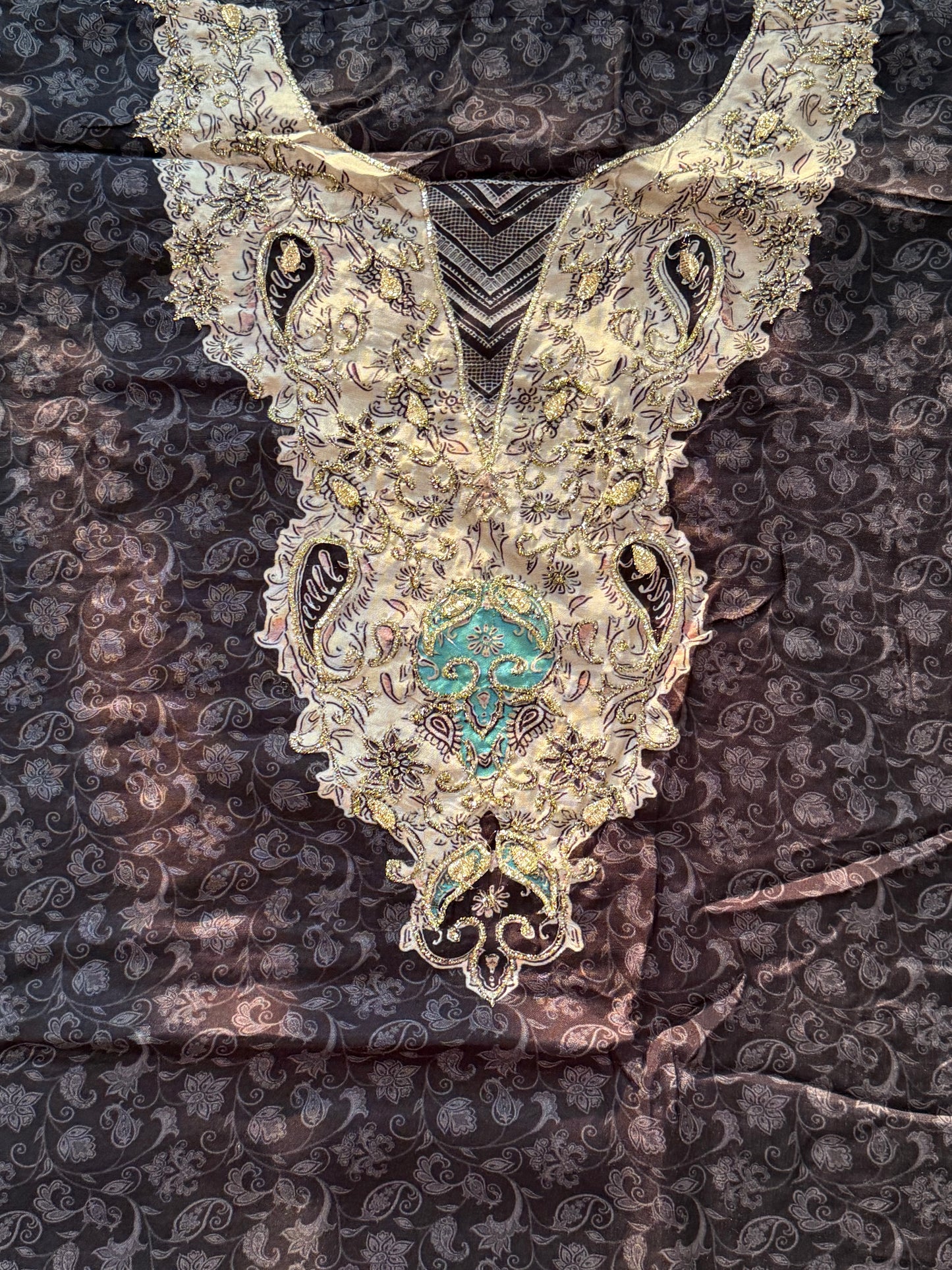 MUSLIN HAND EMBROIDERY SUIT 282 Q