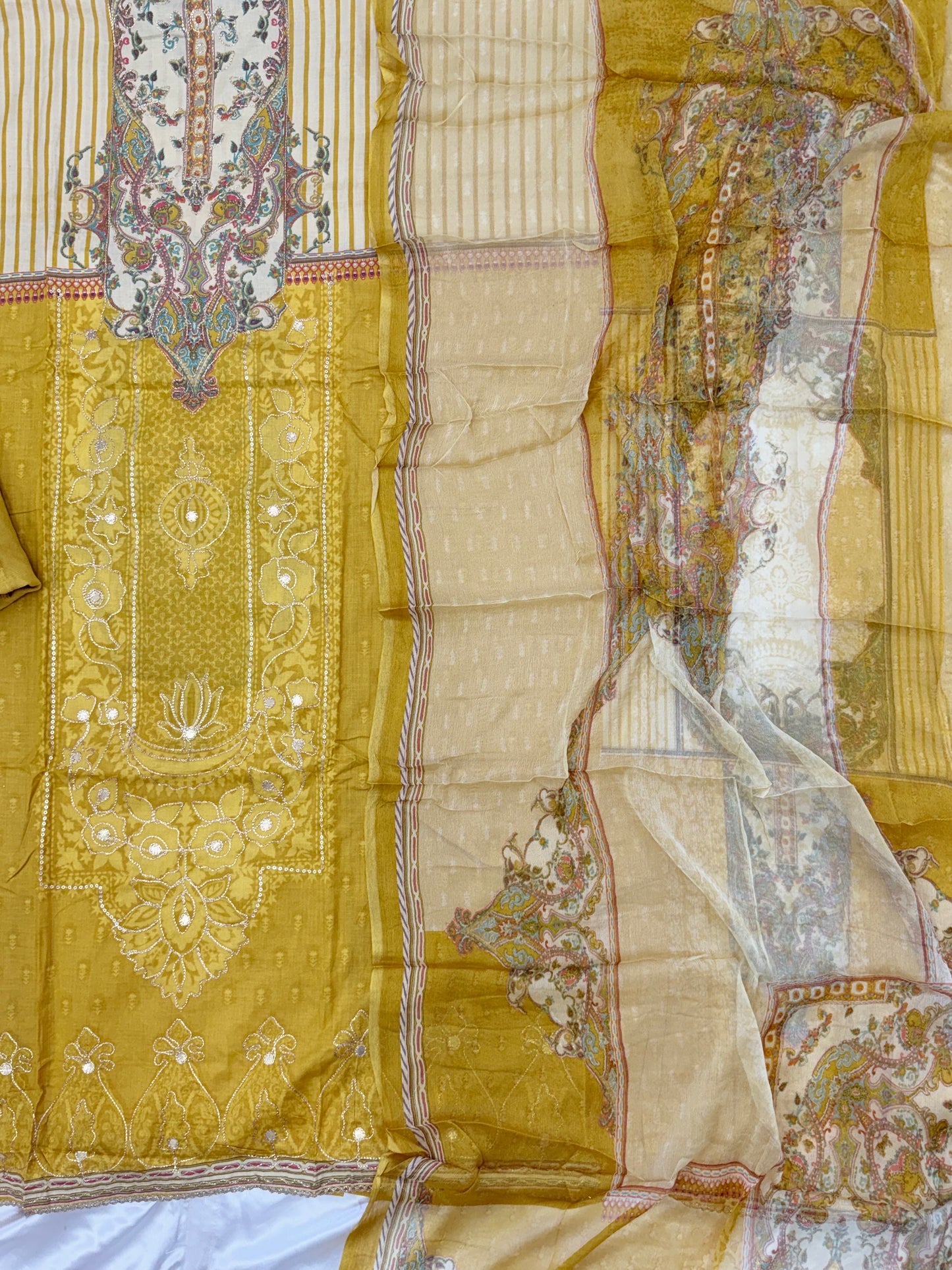 AHANA EMBROIDERY SUIT 2 Q