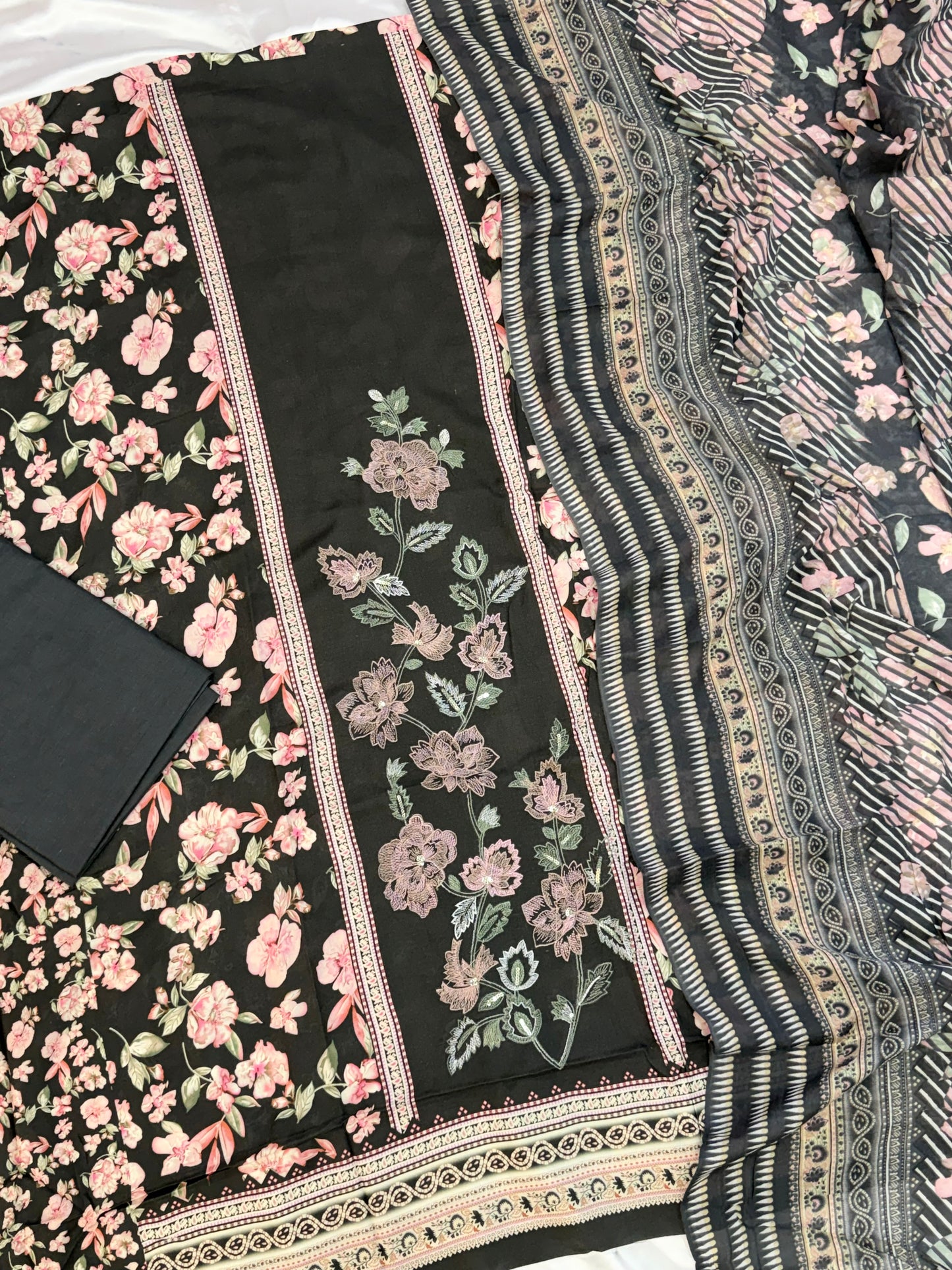 CASHMERE GREY COTTON EMBROIDERY SUIT Q