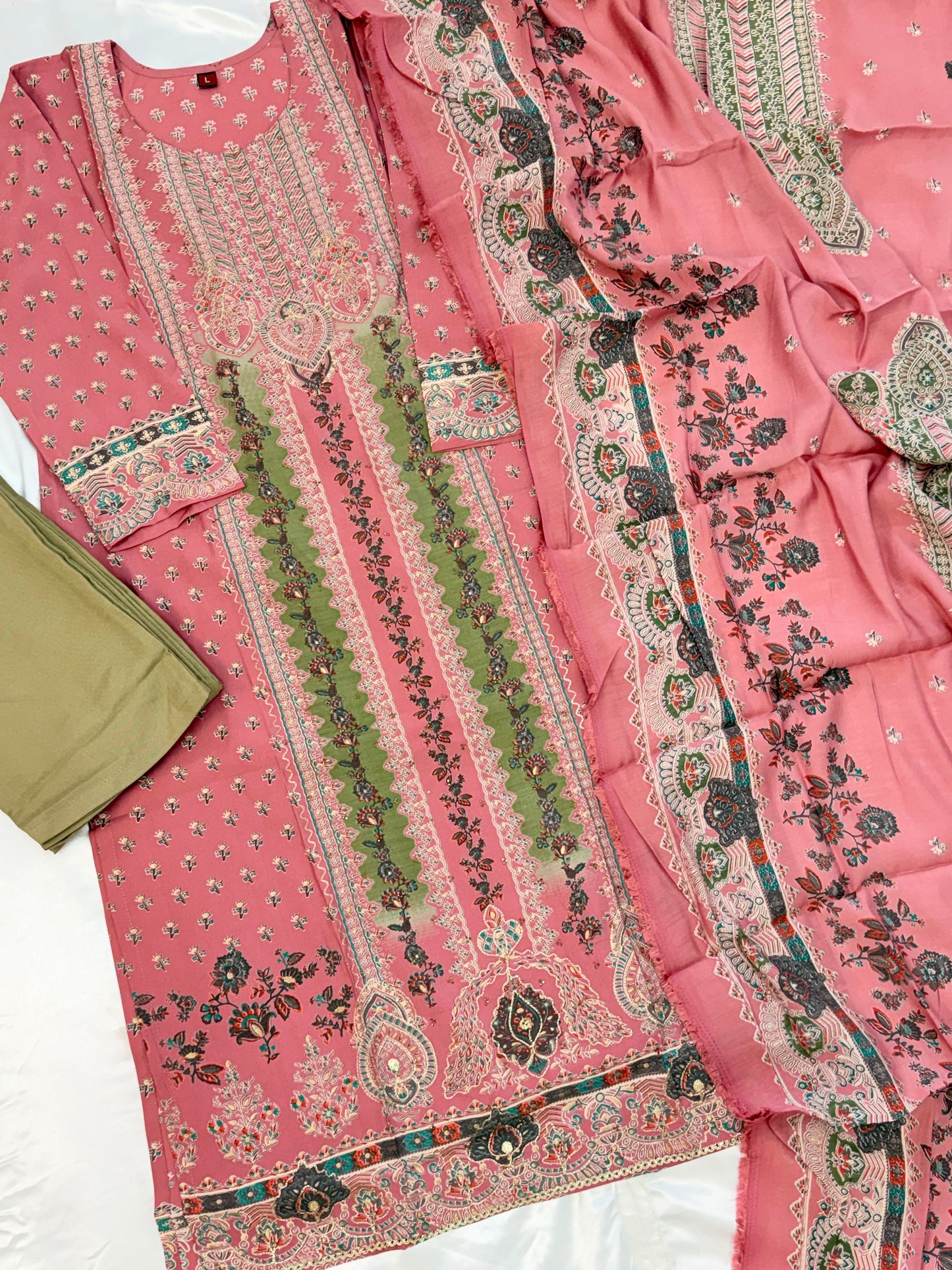 MUSLIN READYMADE SUIT 4 Q