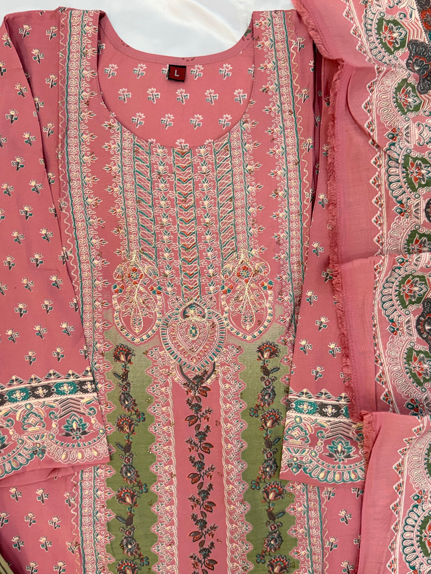 MUSLIN READYMADE SUIT 4 Q