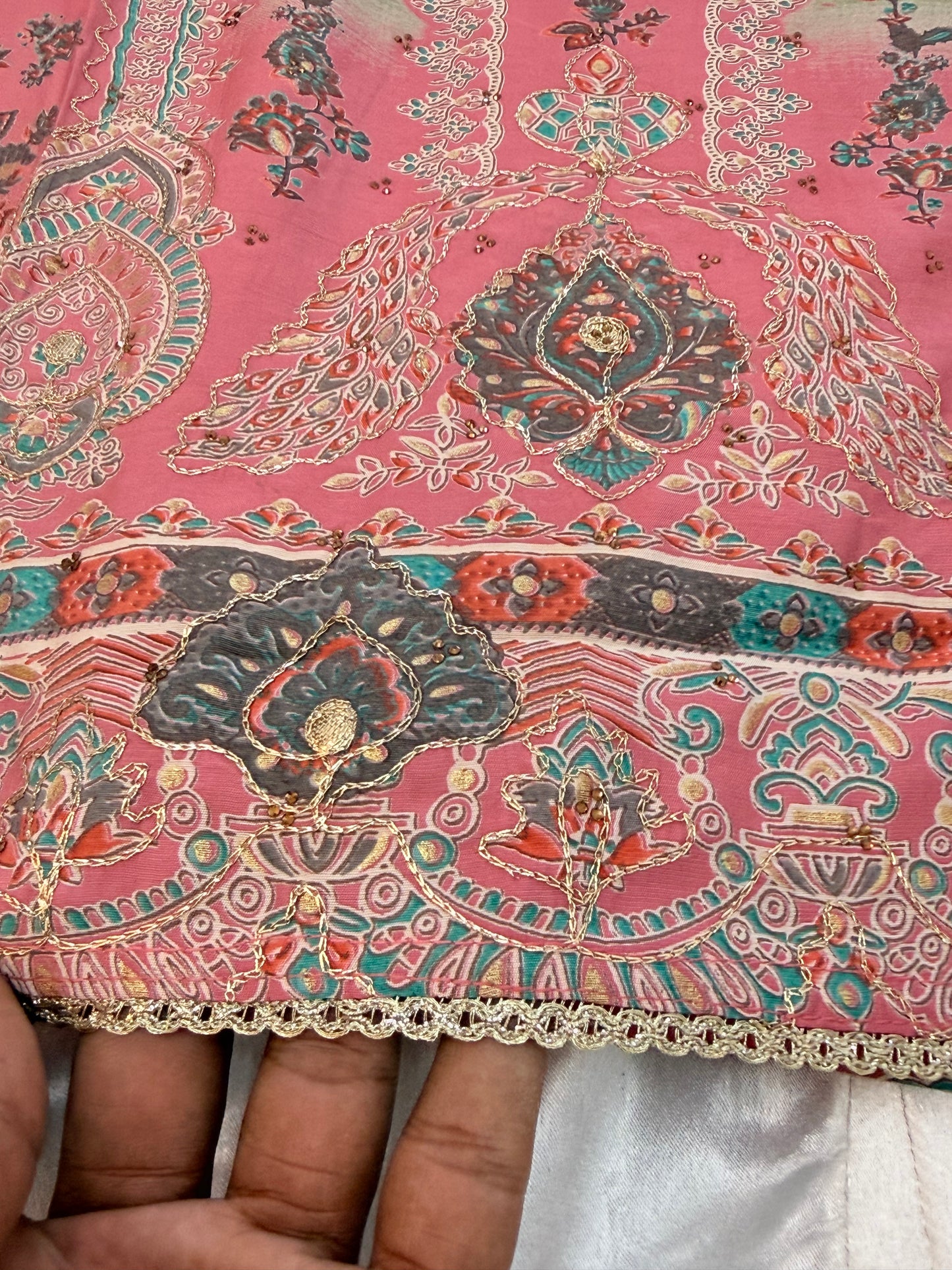 MUSLIN READYMADE SUIT 4 Q