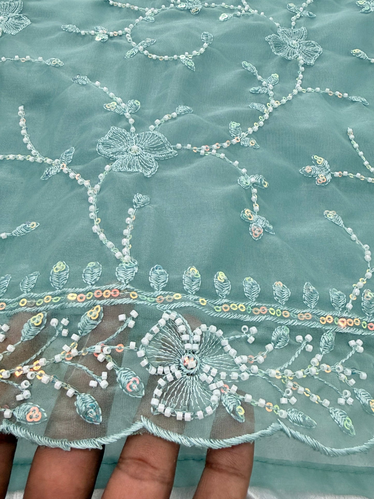 RAHI CUTDANA HANDWORK SUIT Q