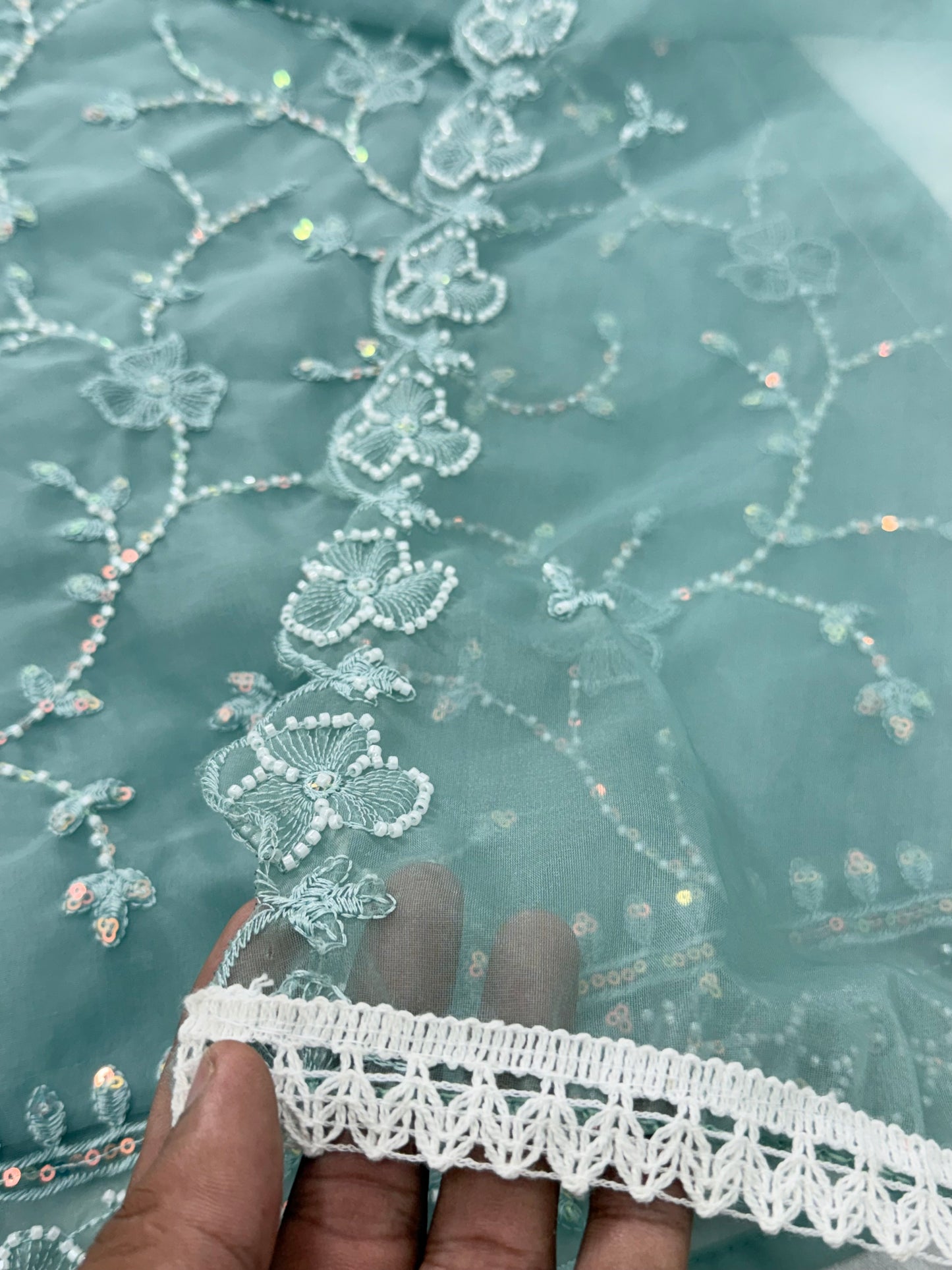 RAHI CUTDANA HANDWORK SUIT Q