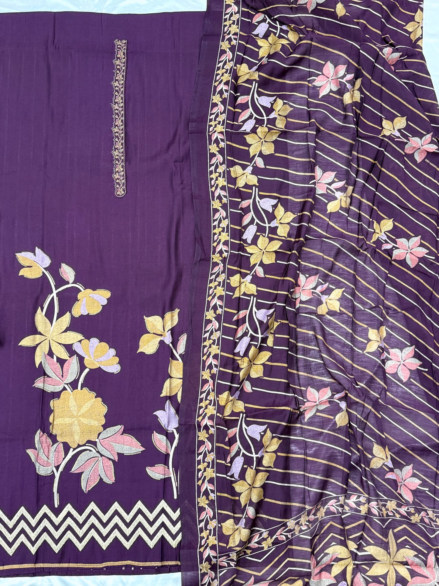 MUMTAZ MUSLIN EMBROIDERY SUIT Q