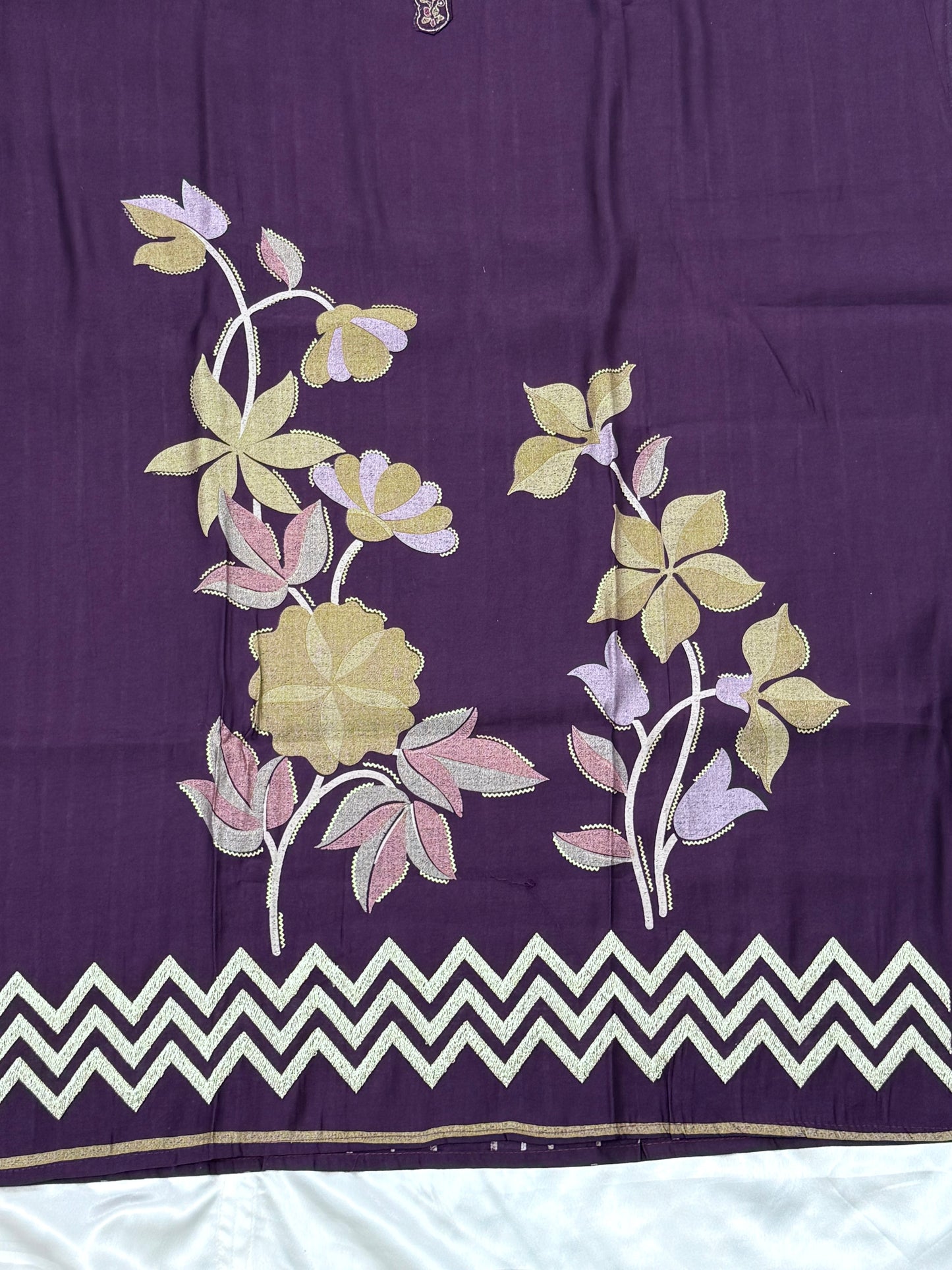 MUMTAZ MUSLIN EMBROIDERY SUIT Q