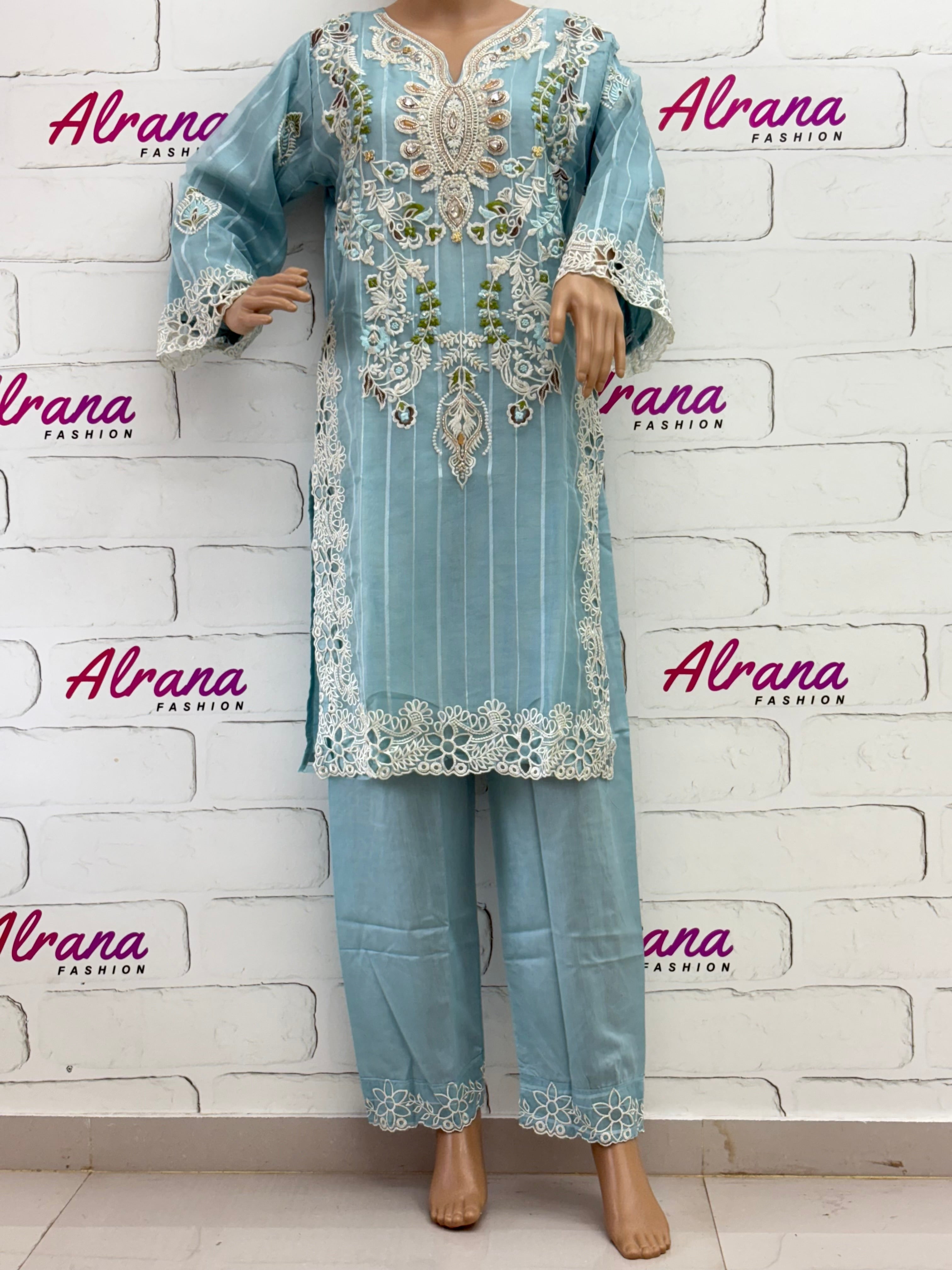 RUHI ORGANZA READYMADE SUIT