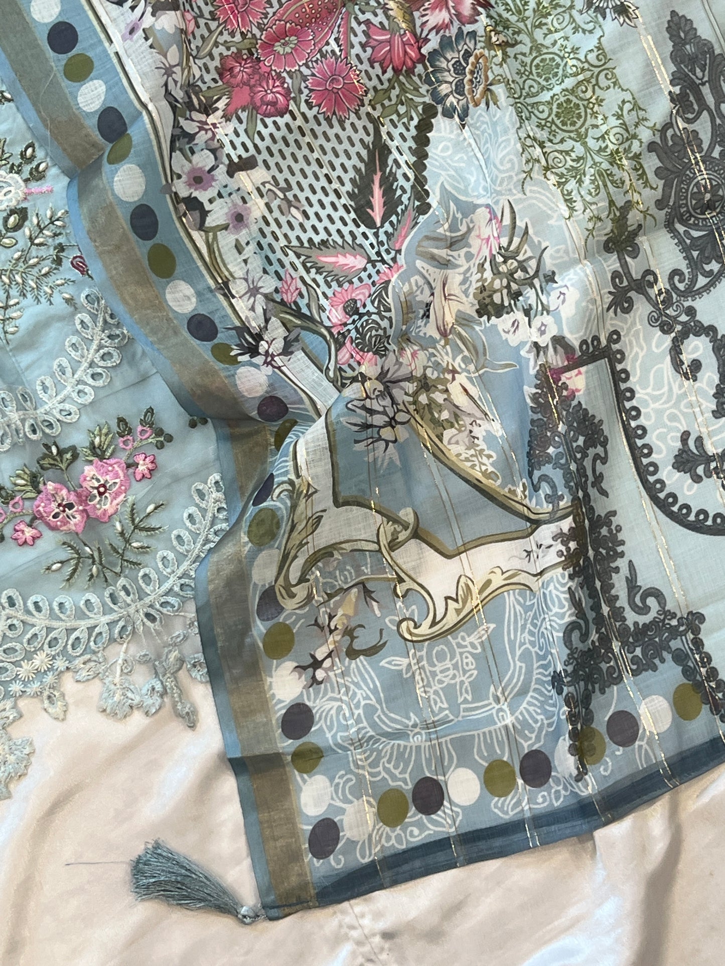 HANIA LAWN COTTON EMBROIDERY SUIT