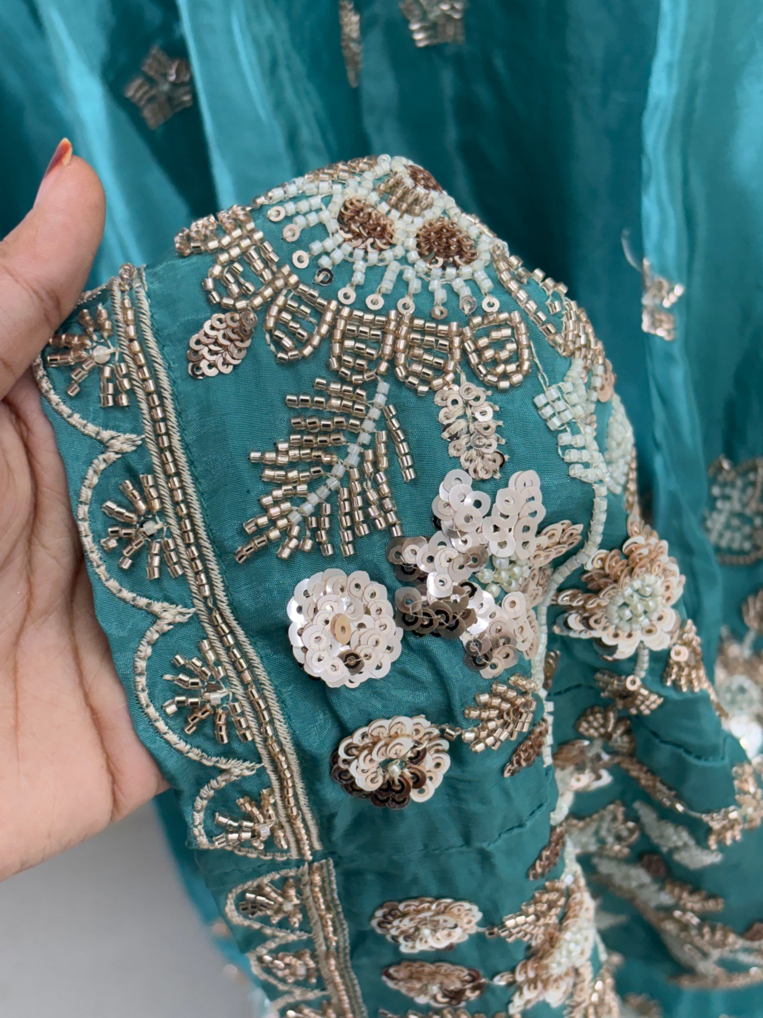 PARO HANDWORK FROCK Q