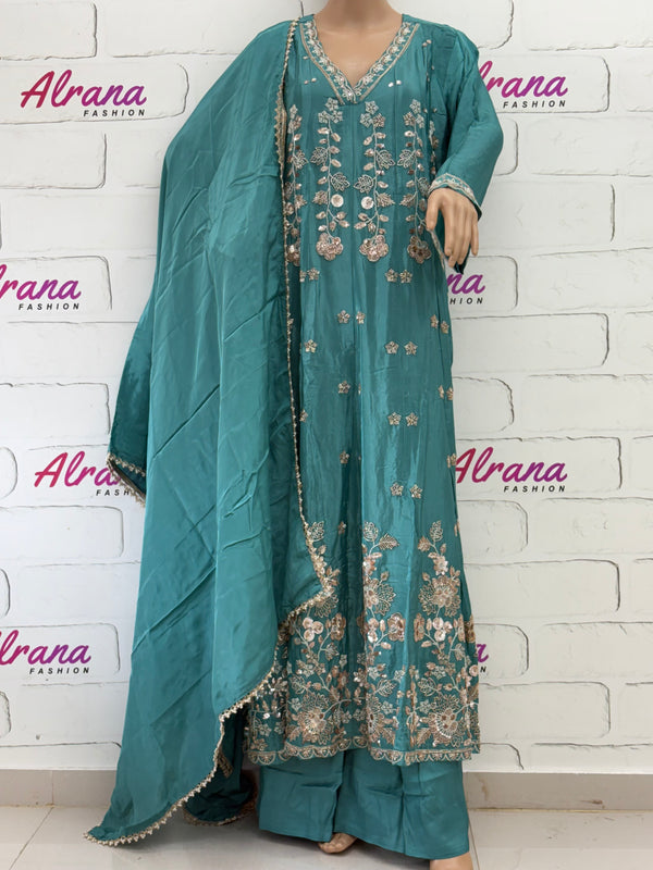 PARO HANDWORK FROCK Q