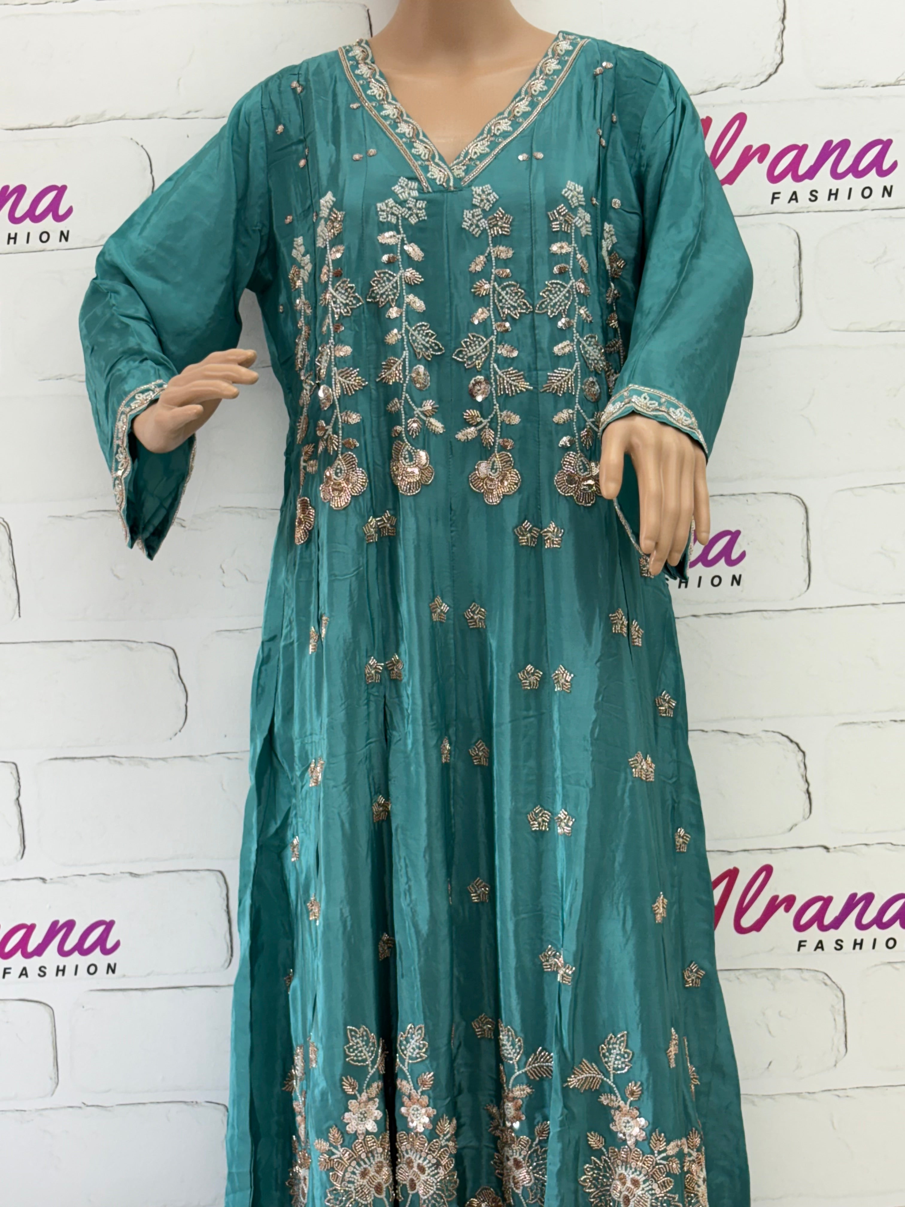 PARO HANDWORK FROCK Q