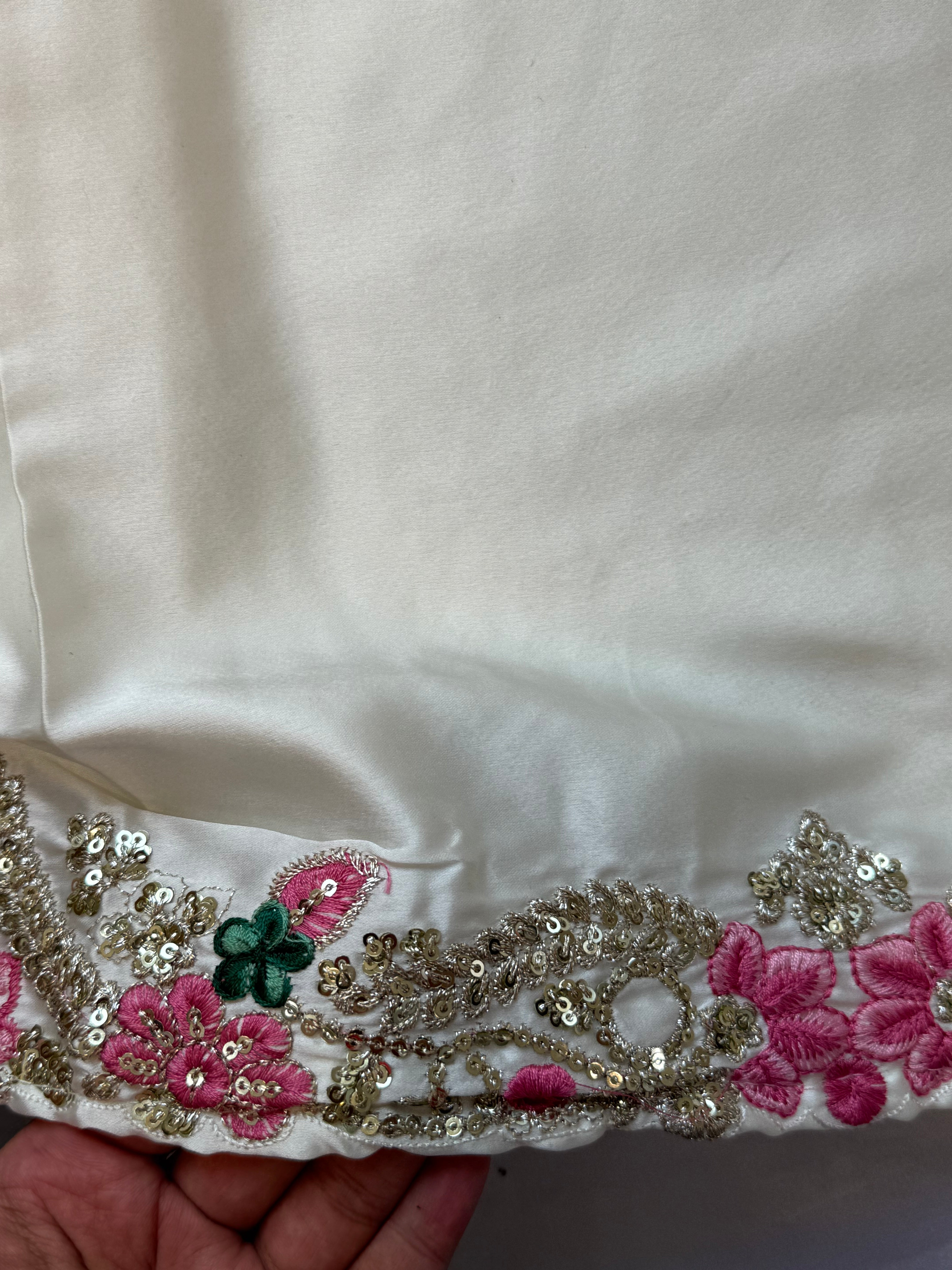 HANIA FARSHI SHALWAR SUIT