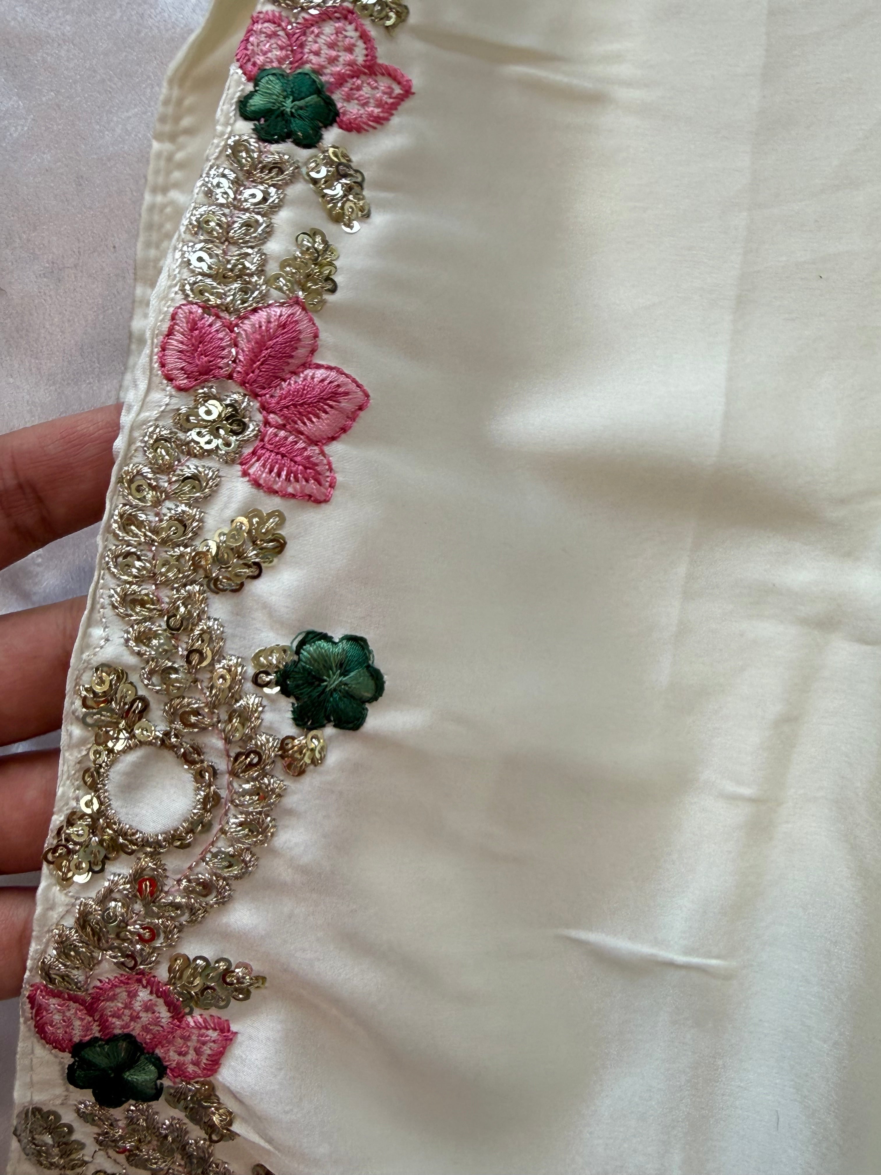 HANIA FARSHI SHALWAR SUIT