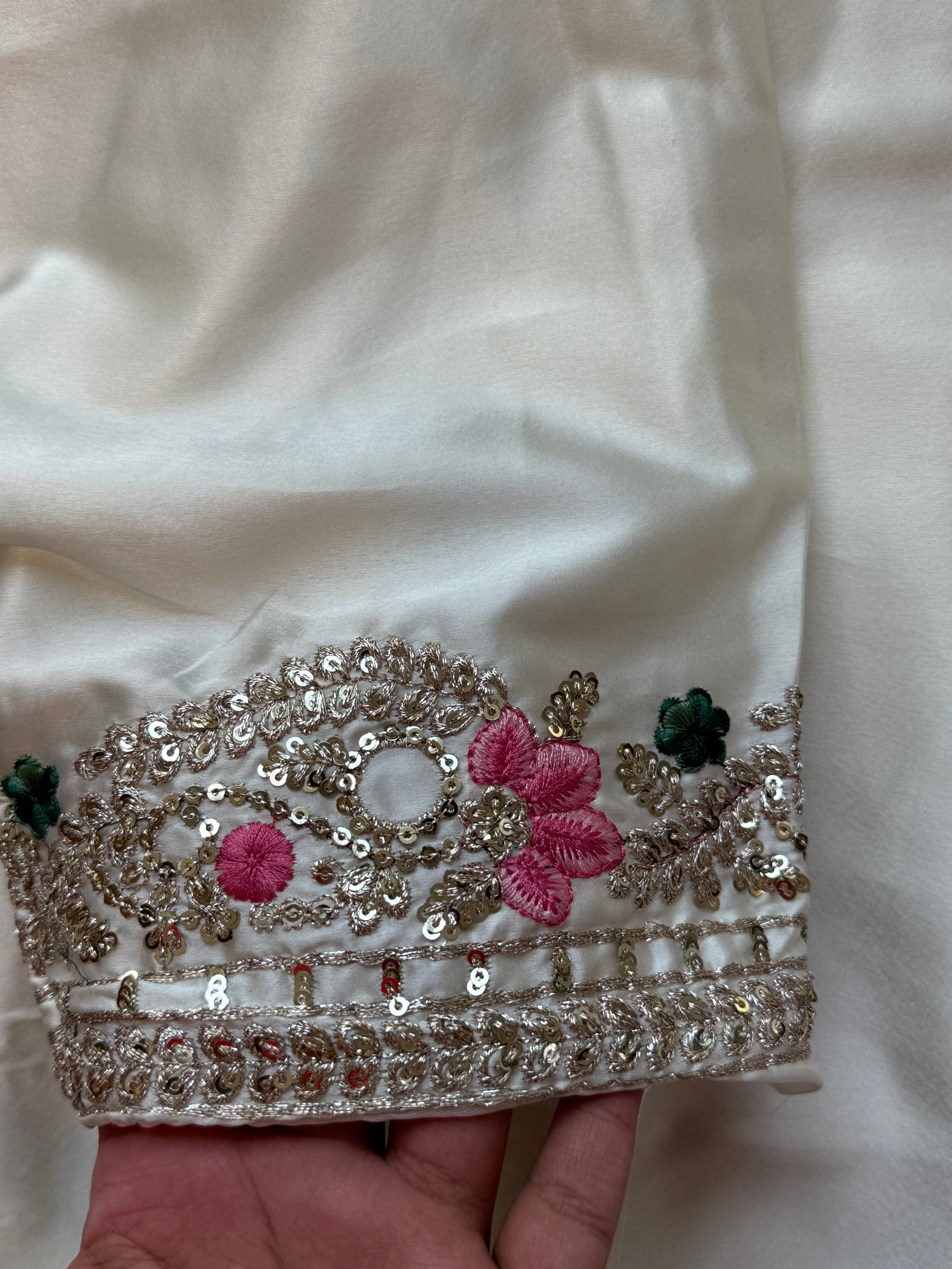 HANIA FARSHI SHALWAR SUIT