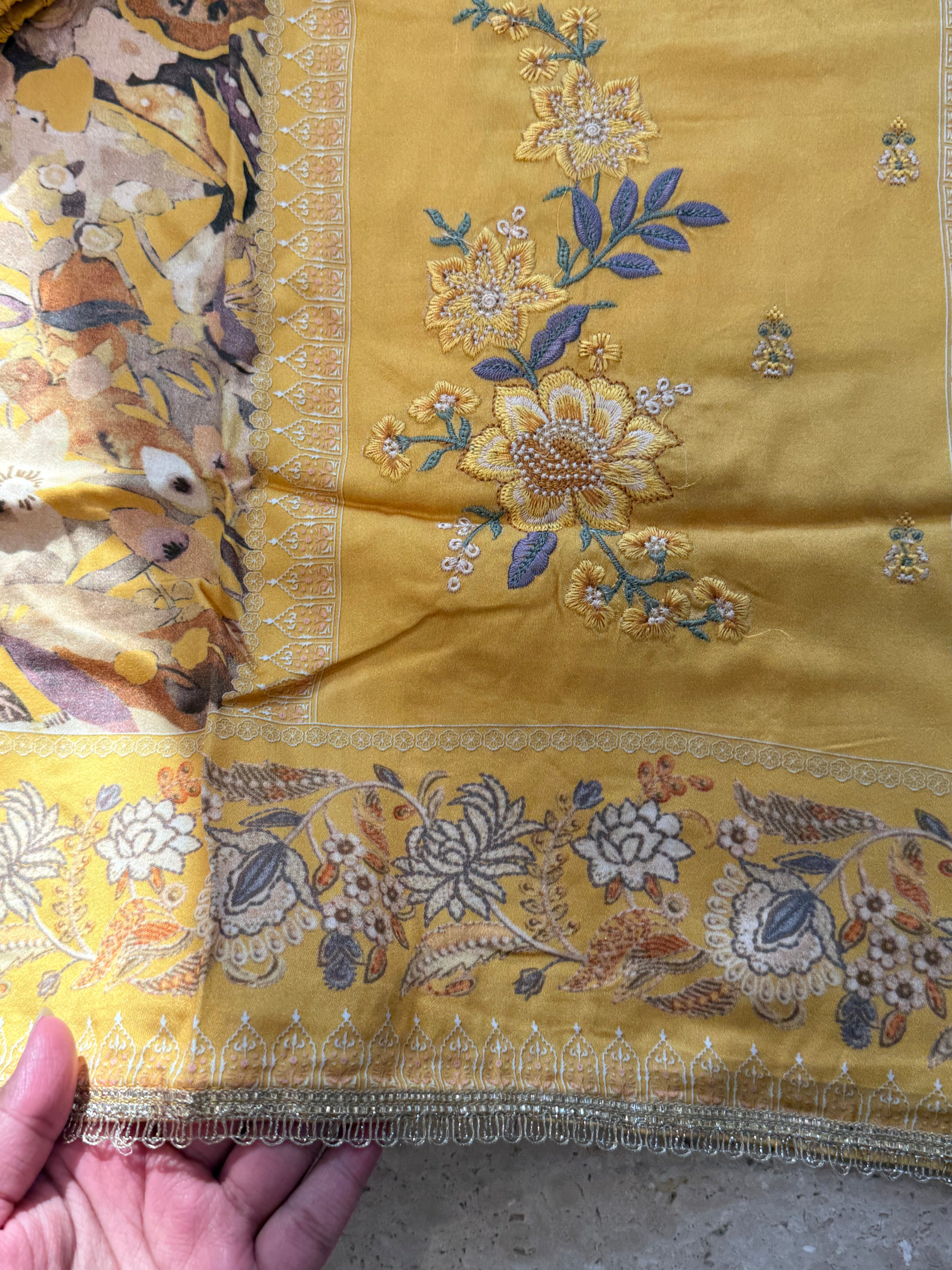 AARANYA 1 LAWN READYMADE SUIT 1 Q