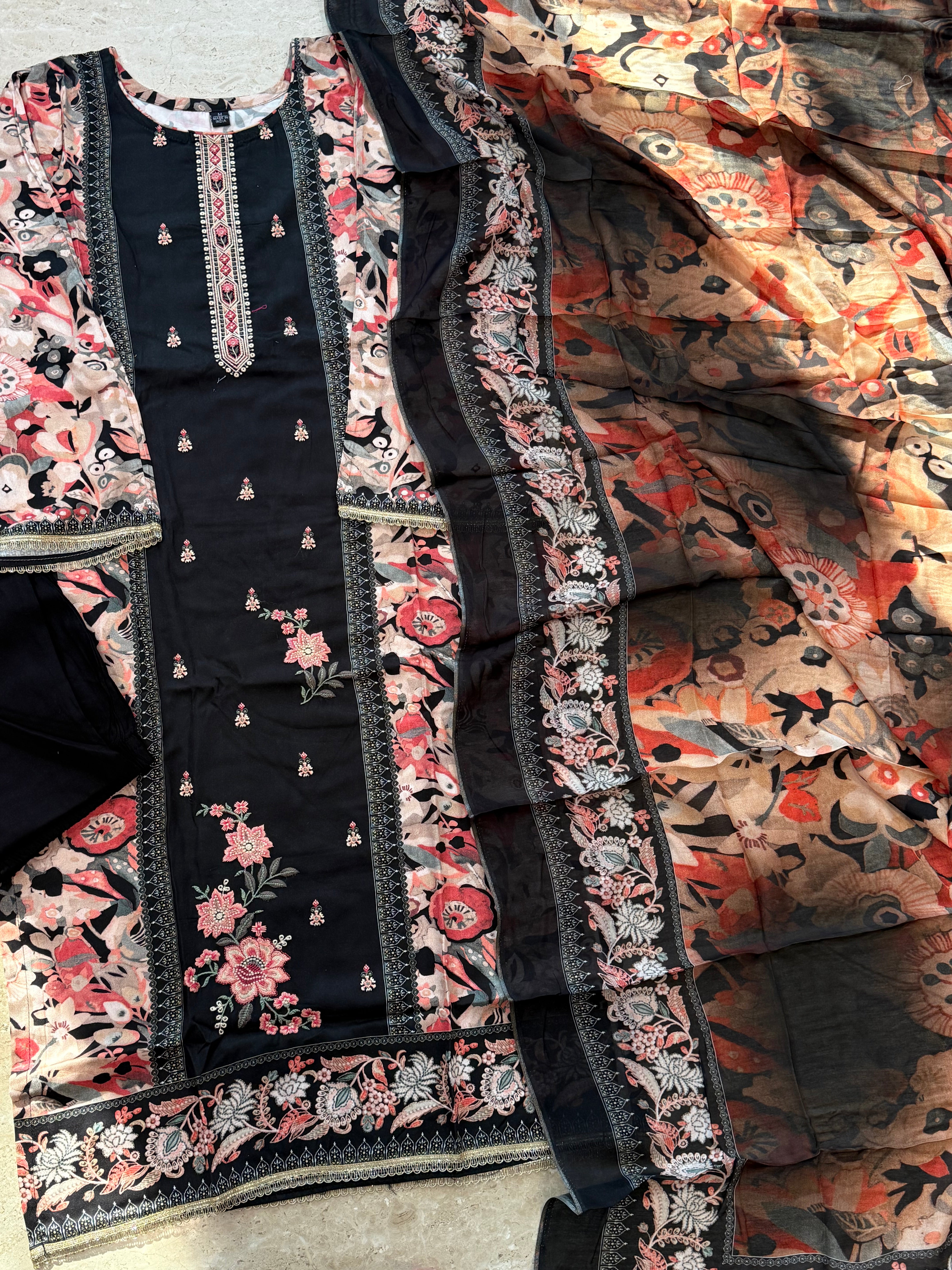 AARANYA 1 LAWN READYMADE SUIT 2 Q