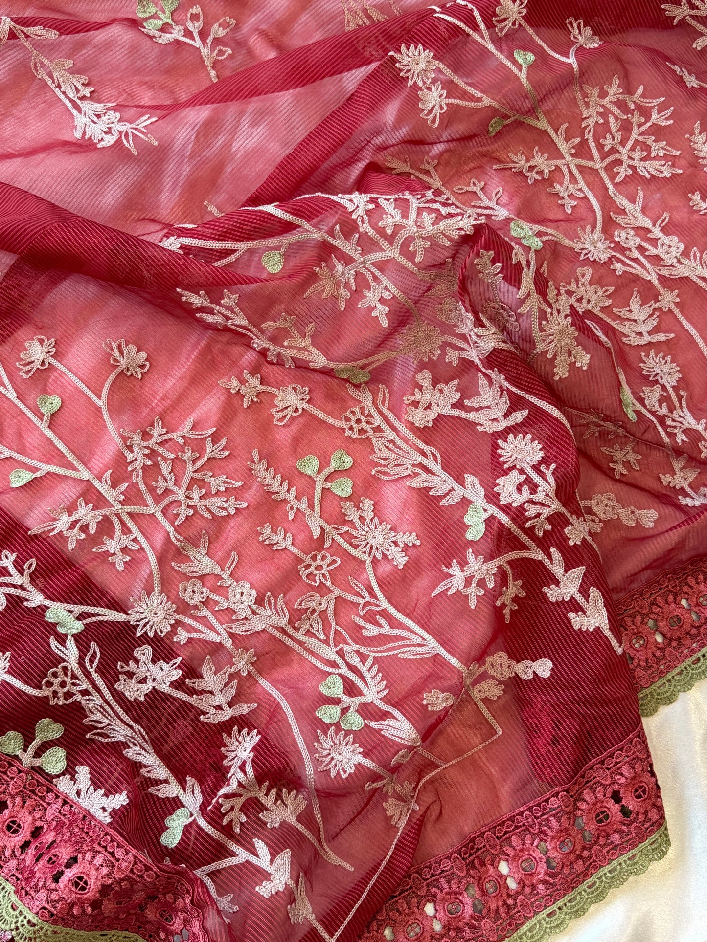 HANIA RED READYMADE SUIT Q