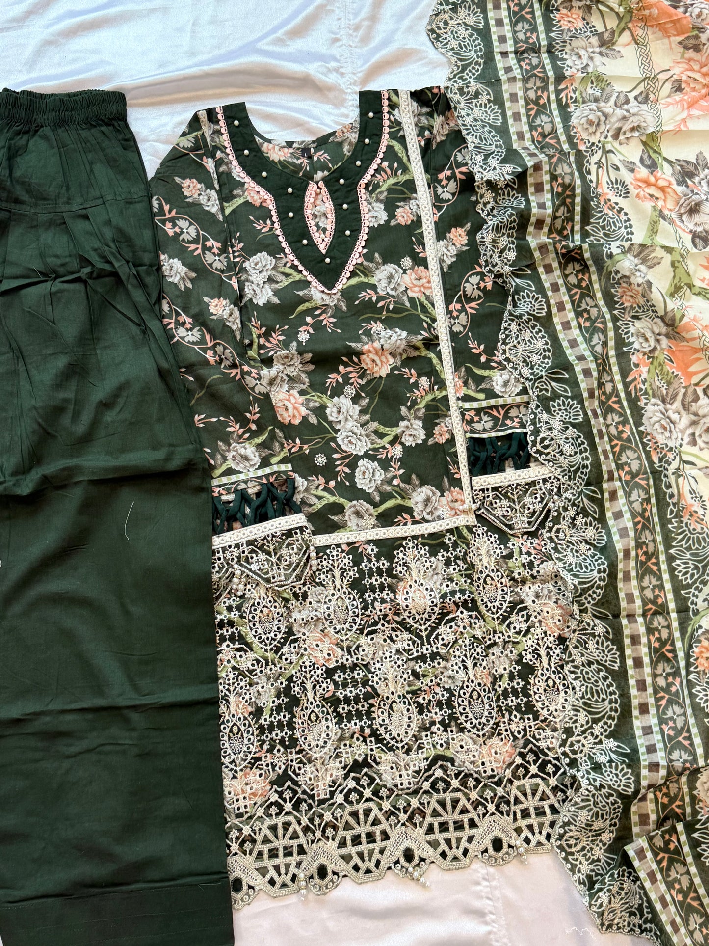 FIZA FARSHI SHALWAR  GREEN SUIT 3 Q