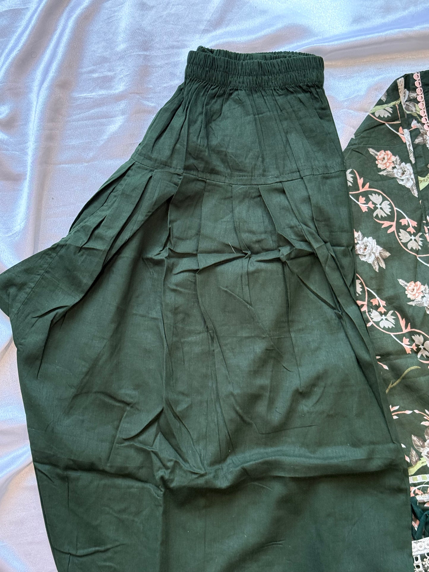 FIZA FARSHI SHALWAR  GREEN SUIT 3 Q