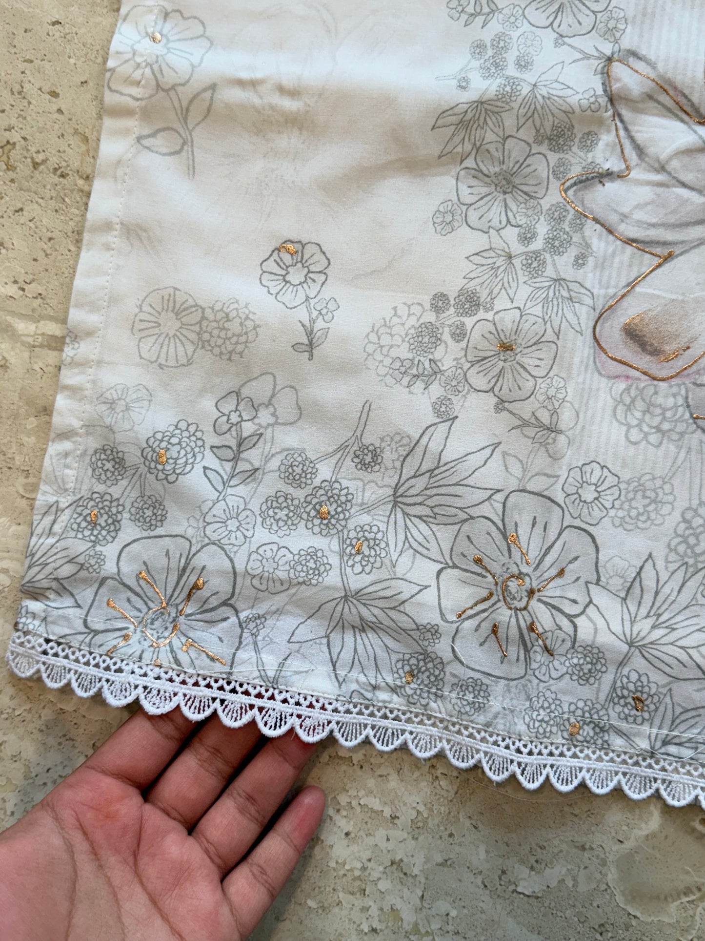 SAFIRAN LAWN READYMADE SUIT 1 Q