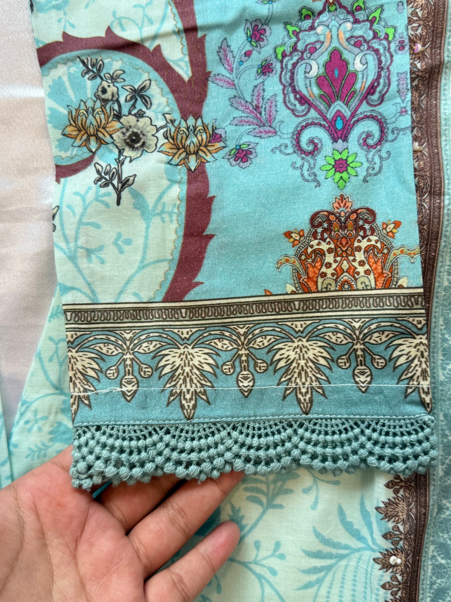 SAFIRAN LAWN READYMADE SUIT 2 Q