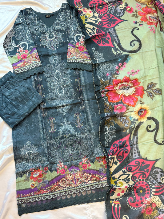 SAFIRAN LAWN READYMADE SUIT 4 Q