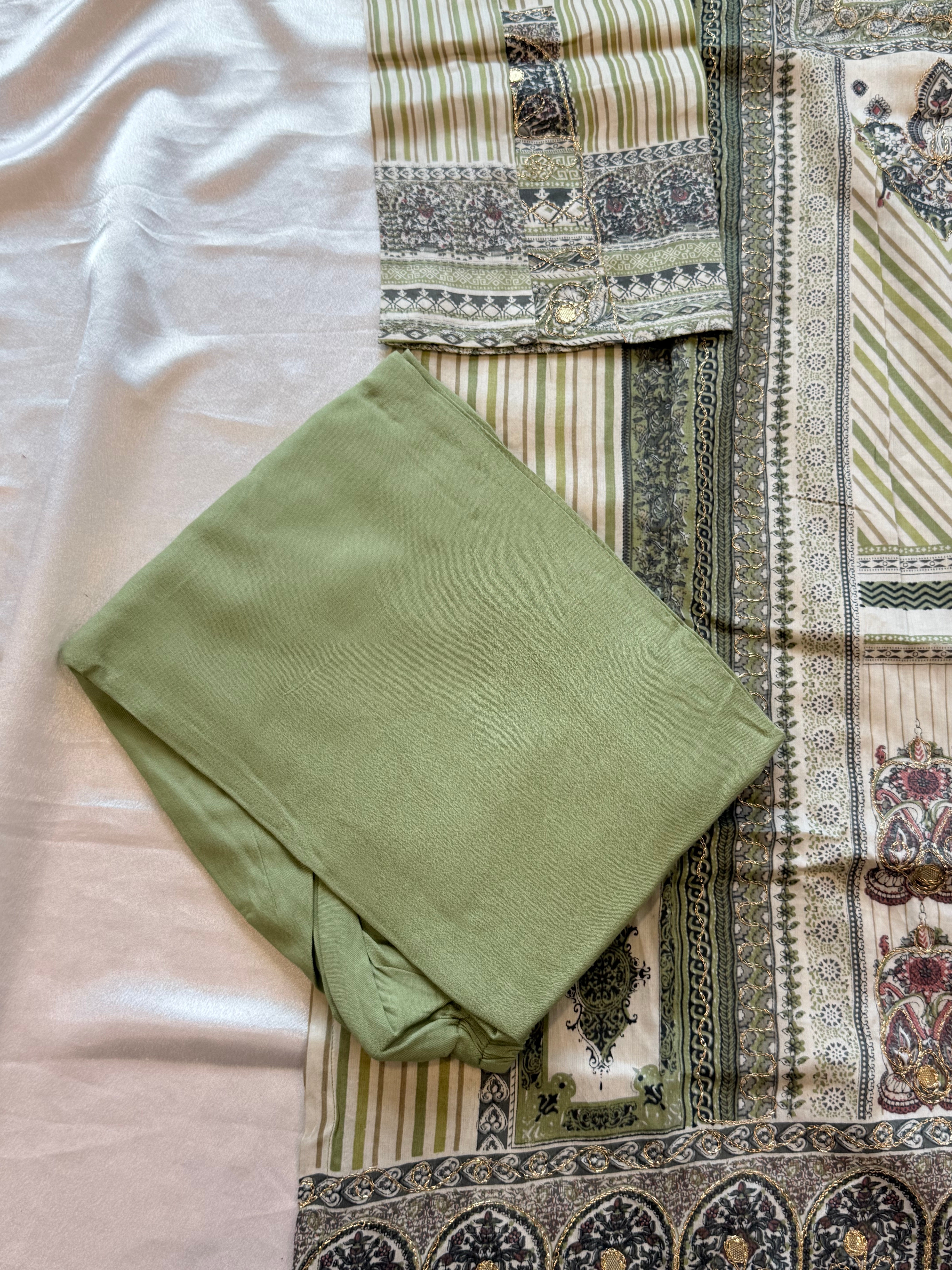 AARUSHI READYMADE GREEN SUIT 2 Q