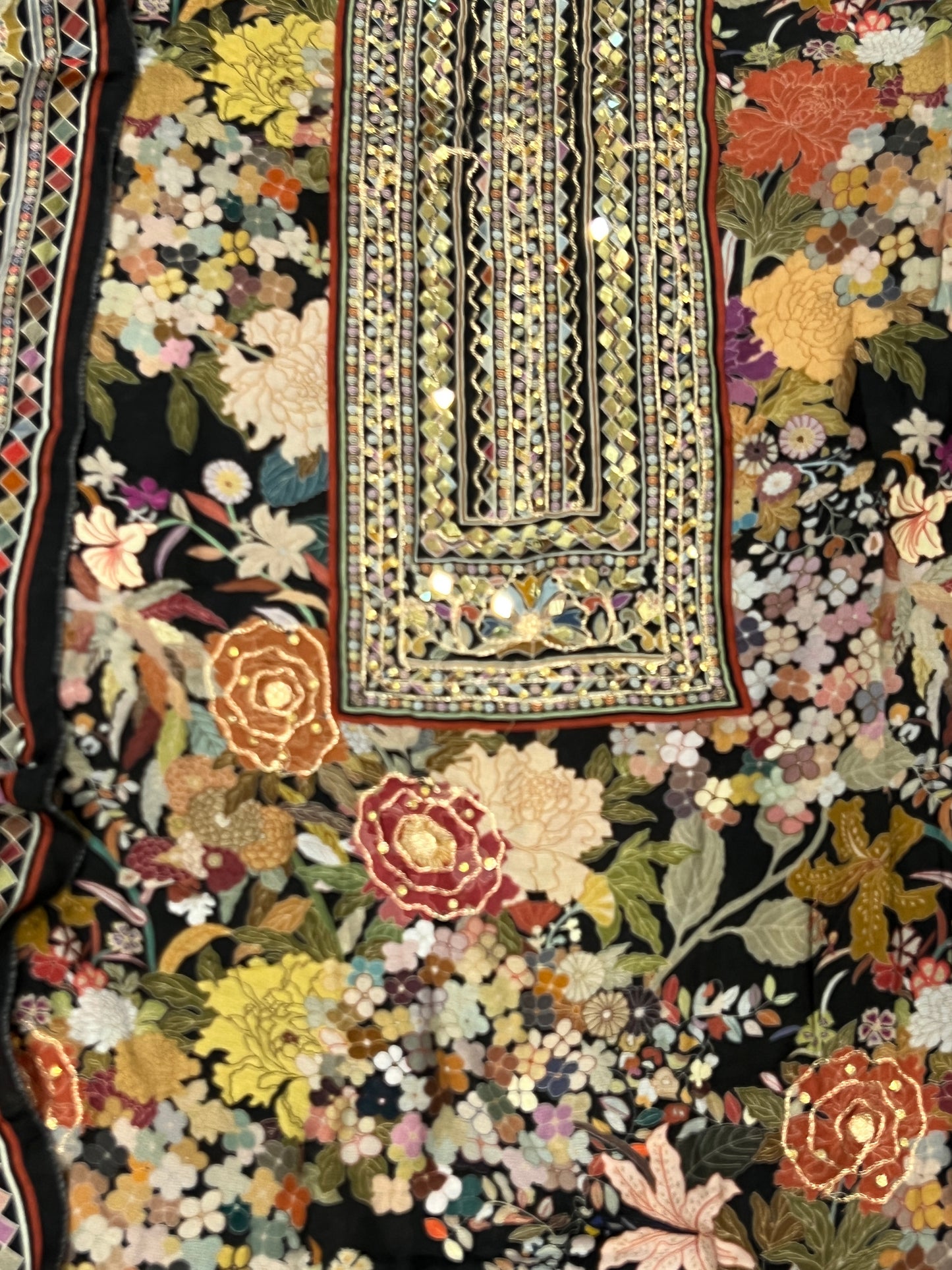 BLACK MUSLIN  EMBROIDERY SUIT 234 Q