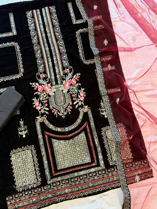 BLACK VELVET EMBROIDERY SUIT Q