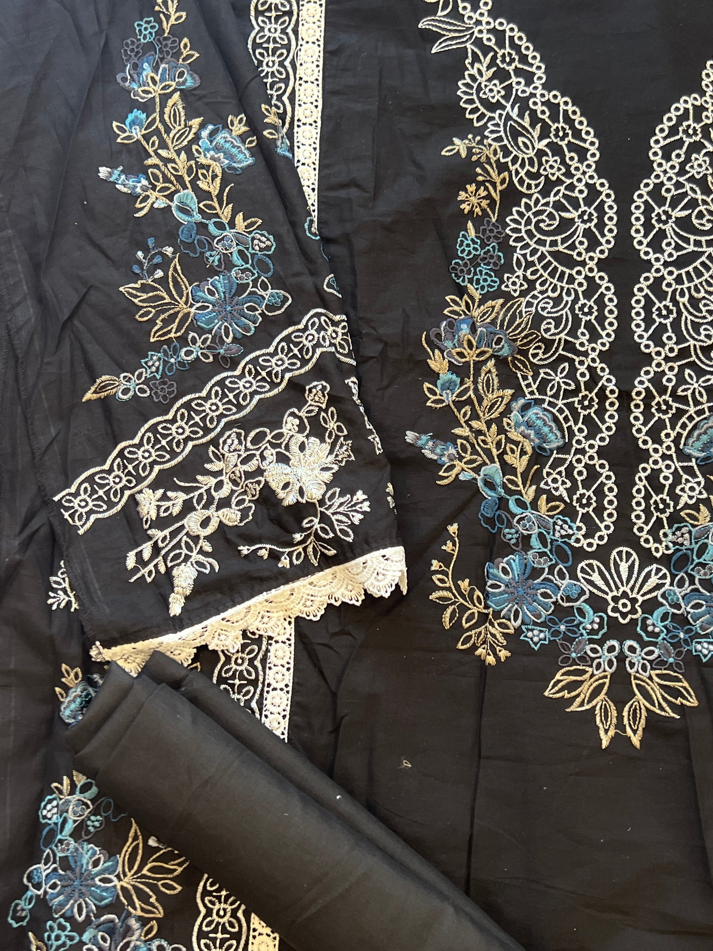 BLACK HANIA LAWN COTTON EMBROIDERY SUIT