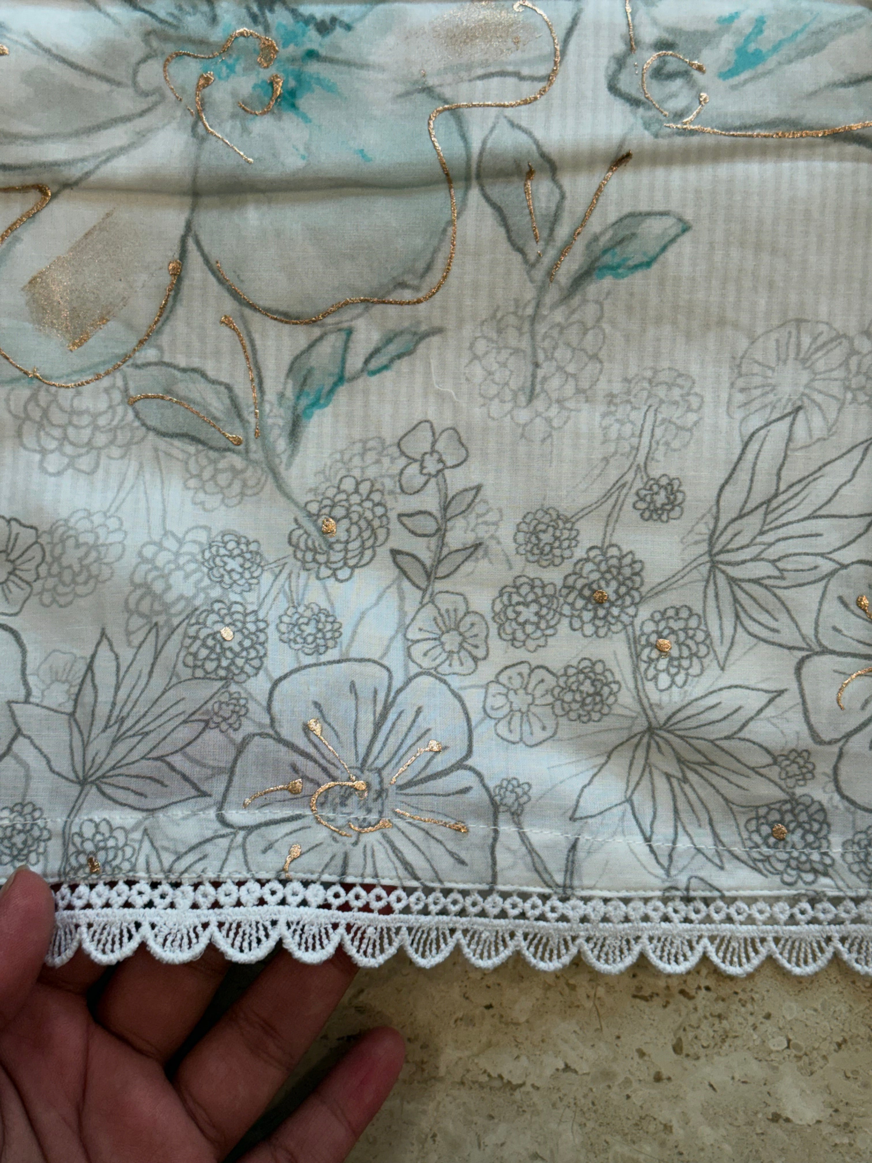 SAFIRAN LAWN READYMADE SUIT 5 Q