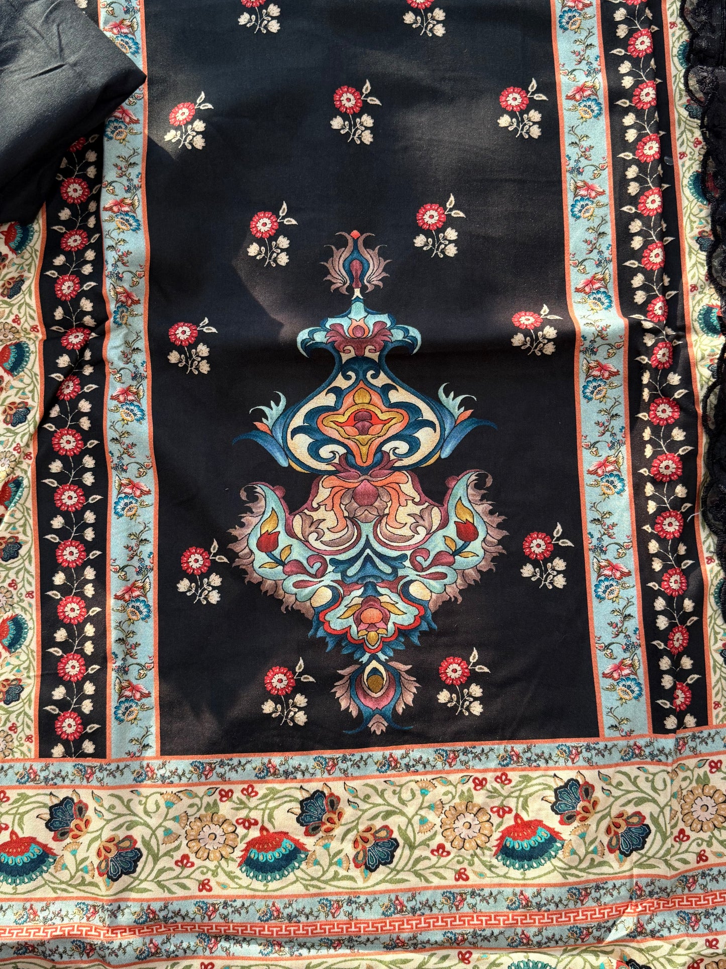 BAGH COTTON EMBROIDERY SUIT 2