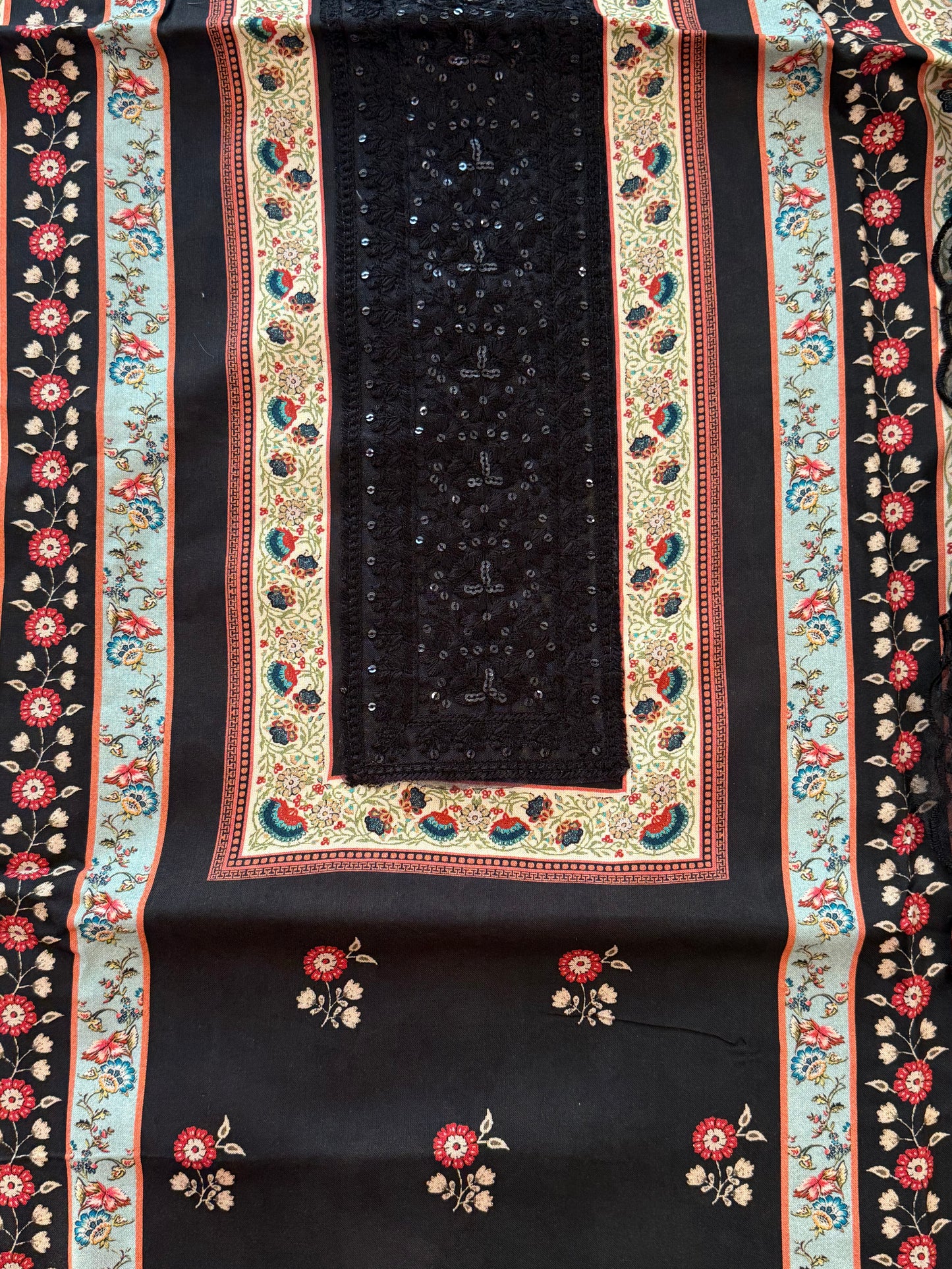 BAGH COTTON EMBROIDERY SUIT 2