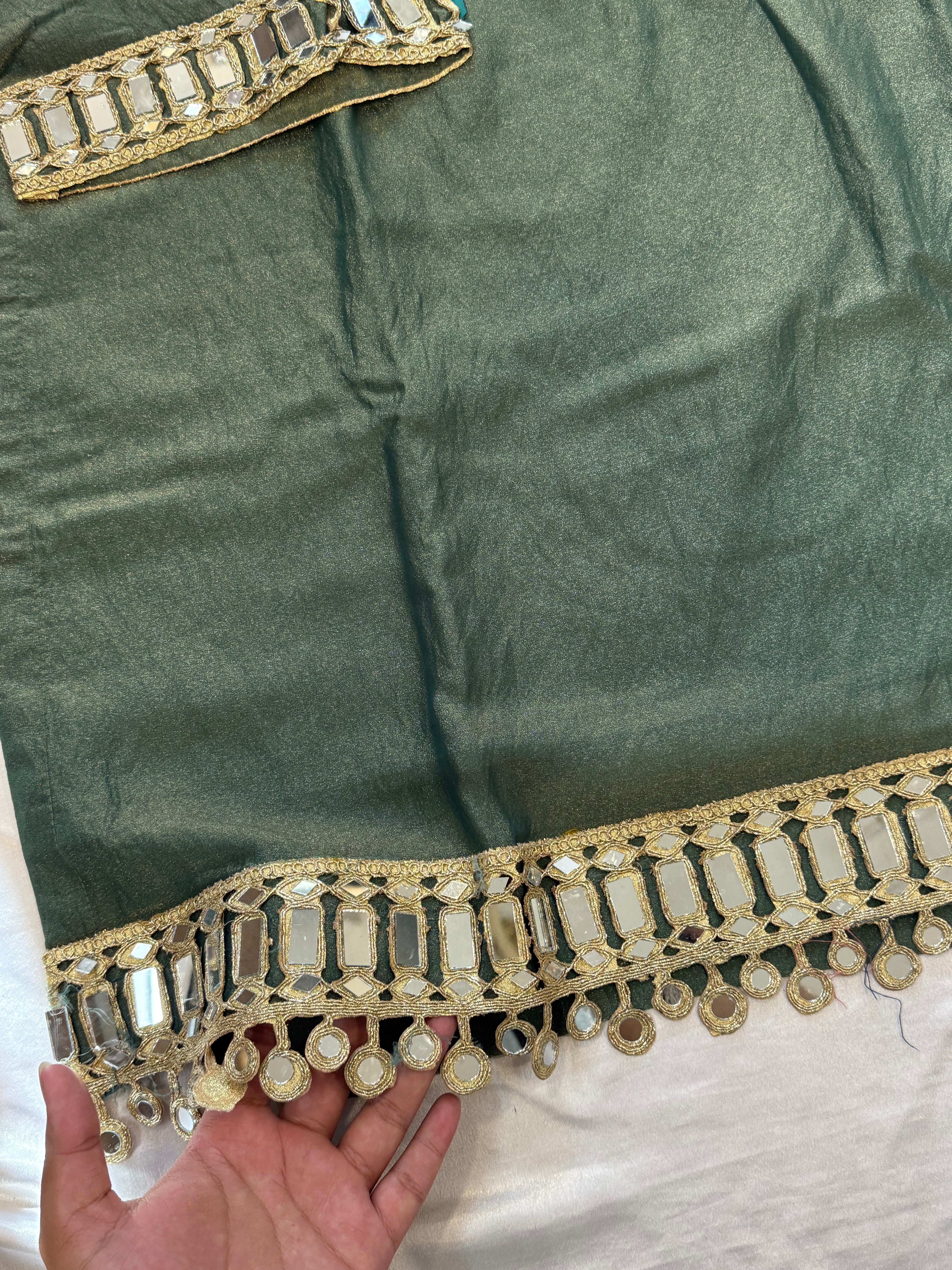 PARO SHIMMER LACE SUIT 4