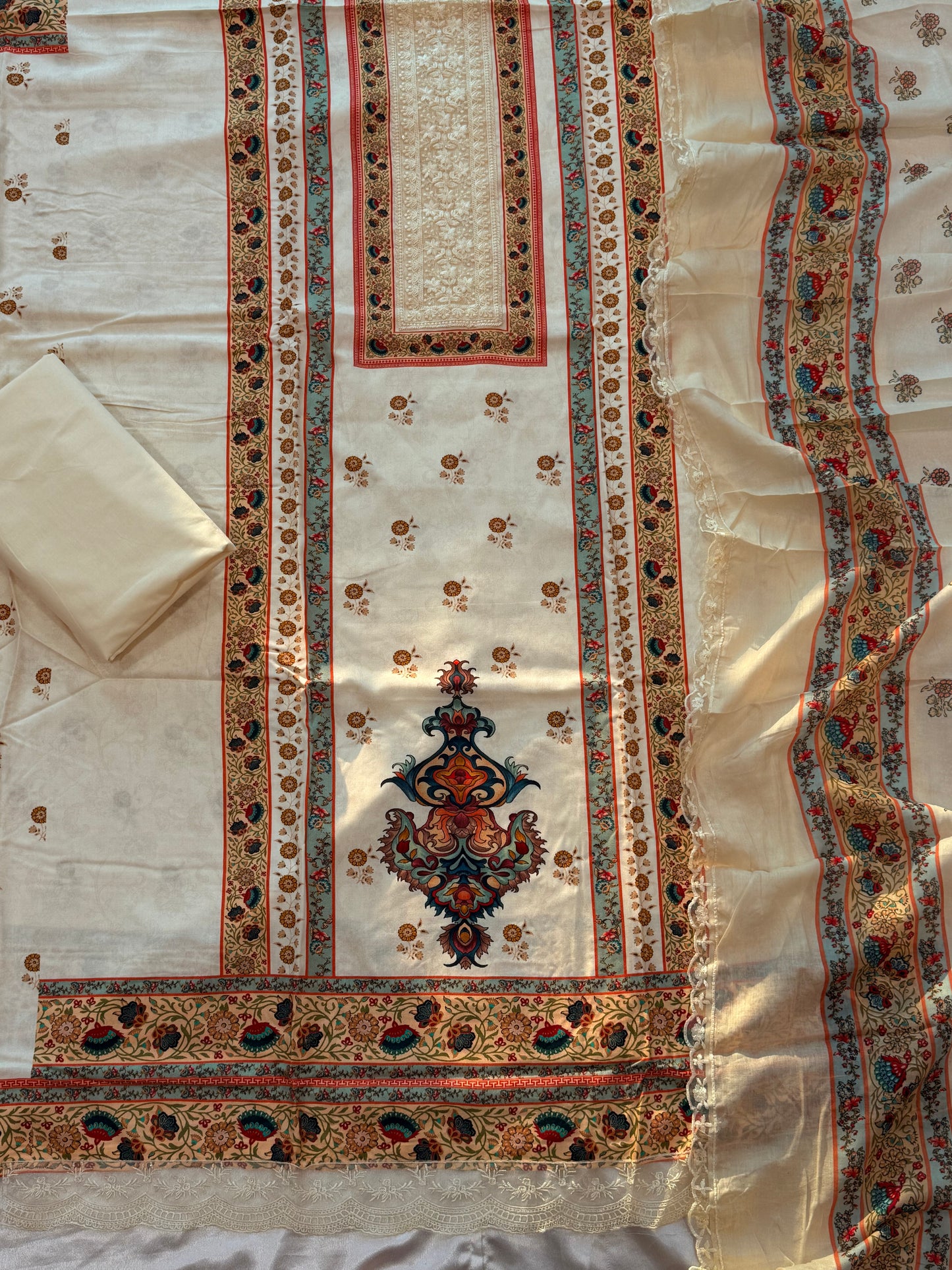 BAGH COTTON EMBROIDERY SUIT 6