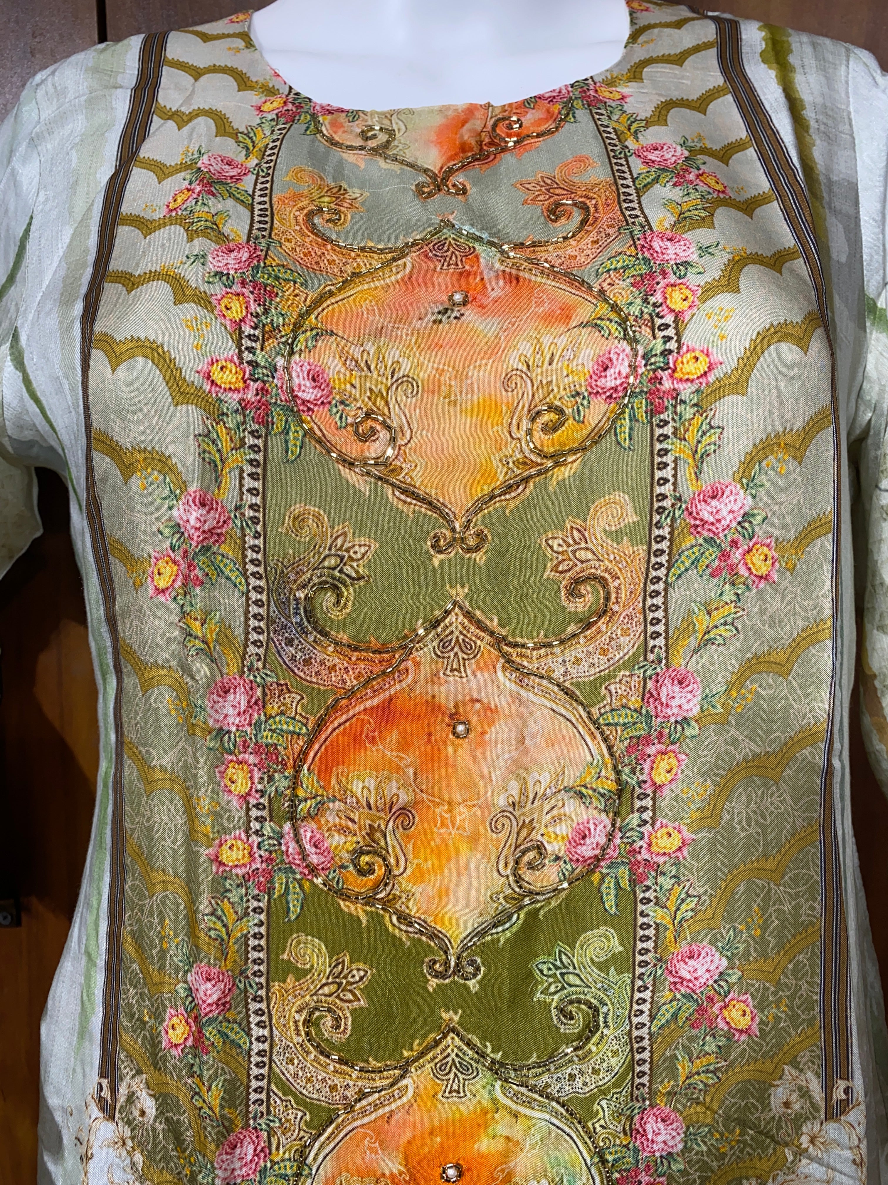 RAHI MUSLIN READYMADE SUIT Q