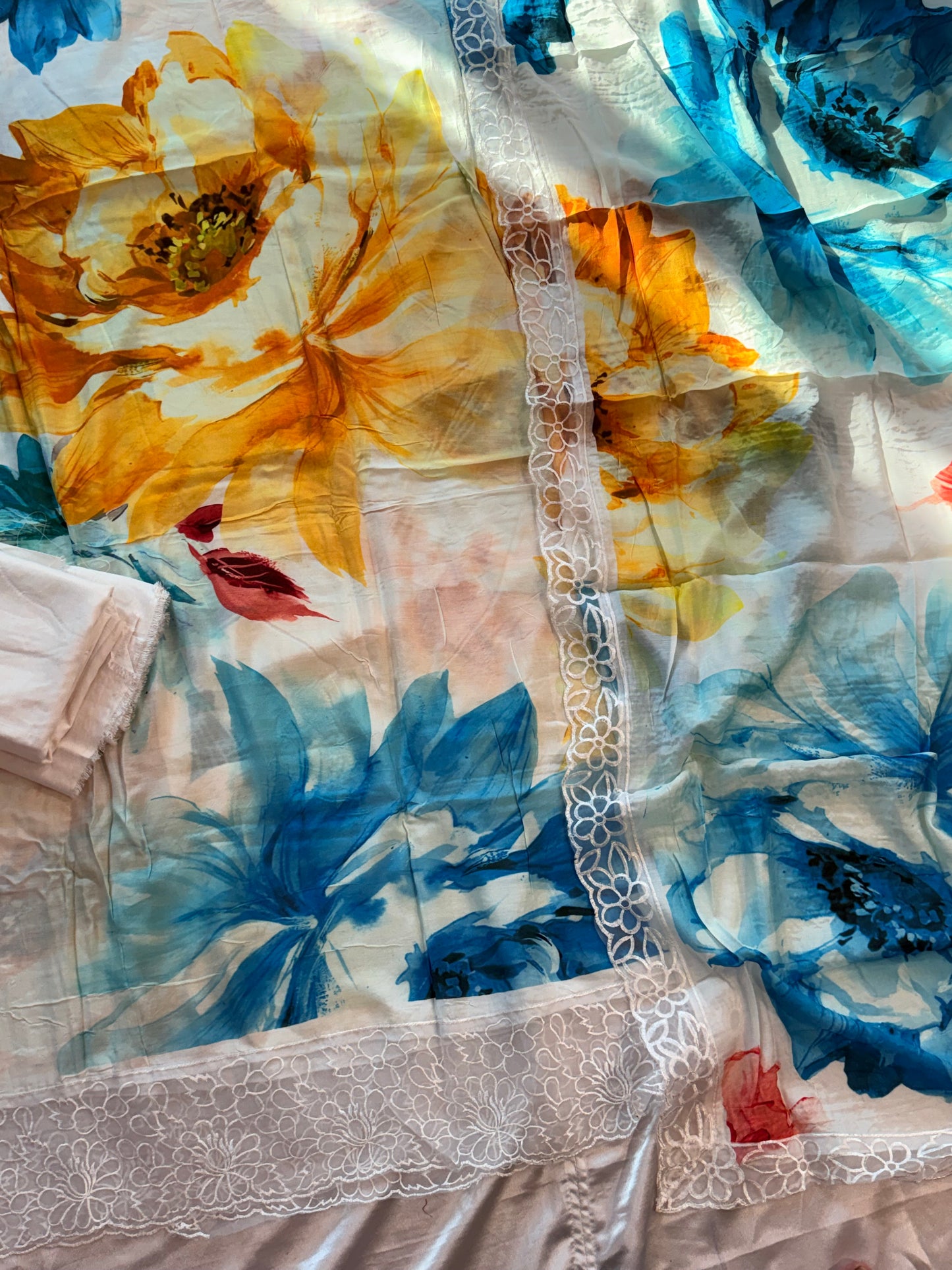 SHAHEEN PURE MSULIN SUIT  1004