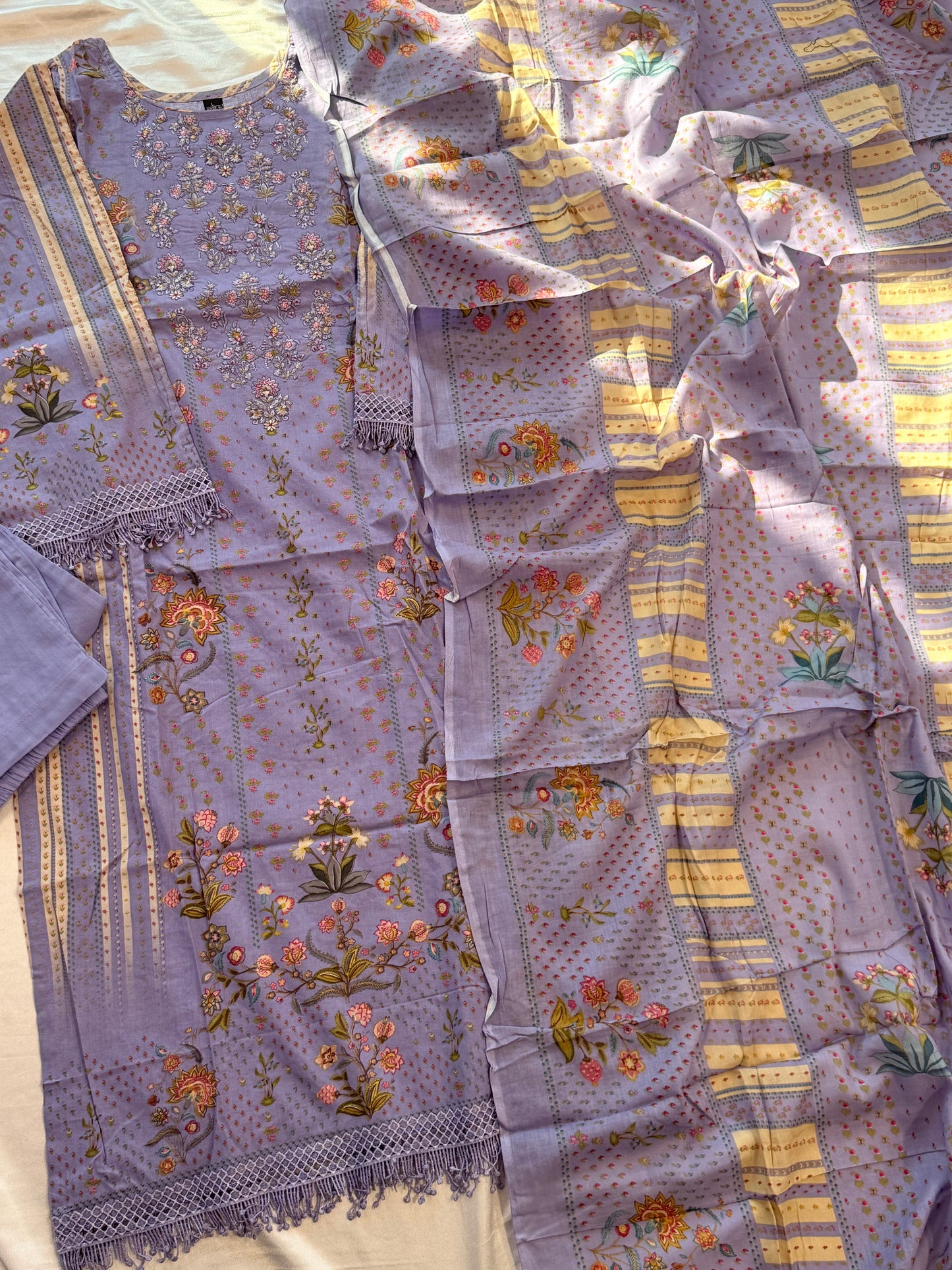 SAHIRA LAWN READYMADE SUIT 1 Q