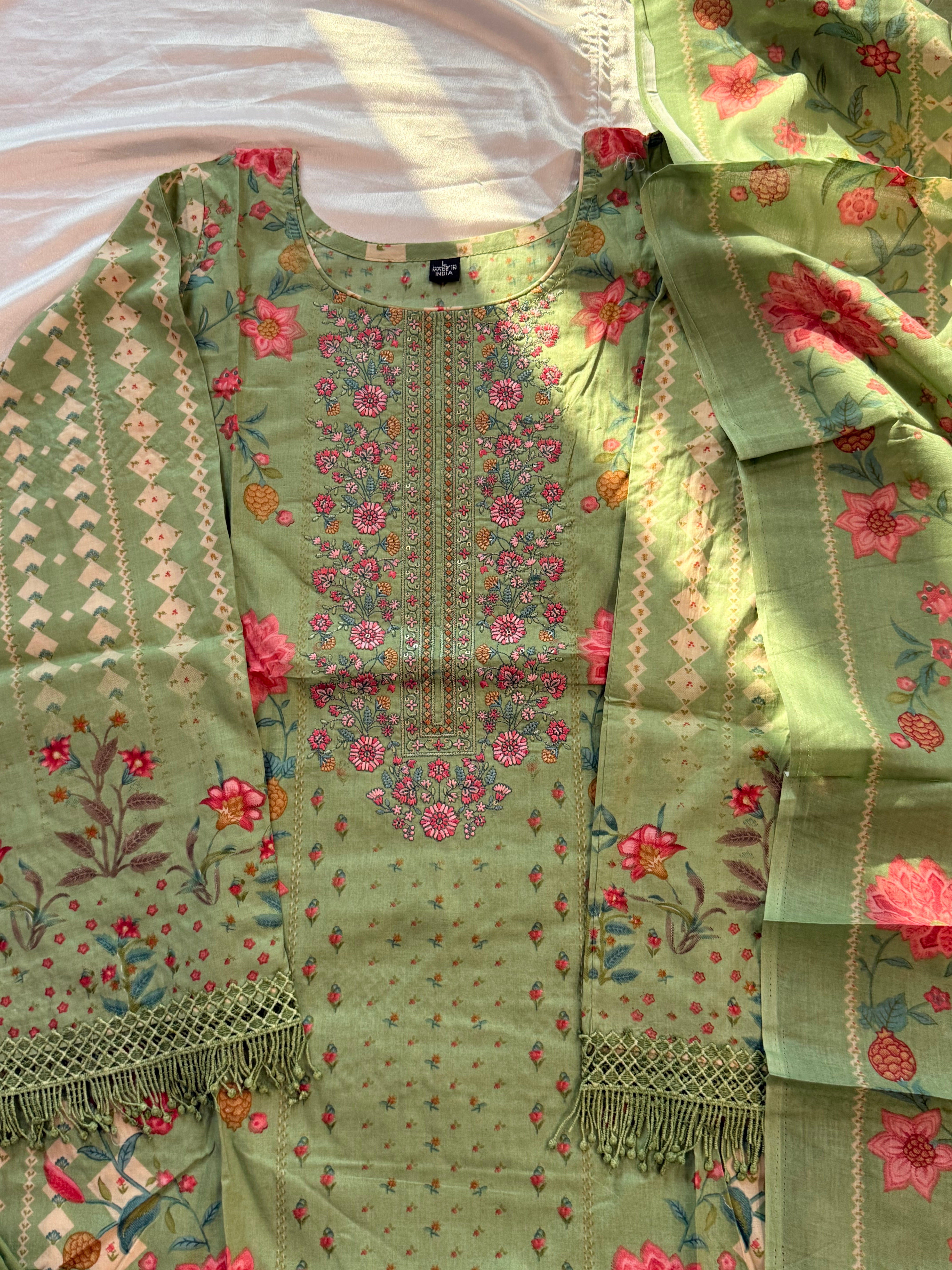 SAHIRA LAWN READYMADE SUIT 4 Q