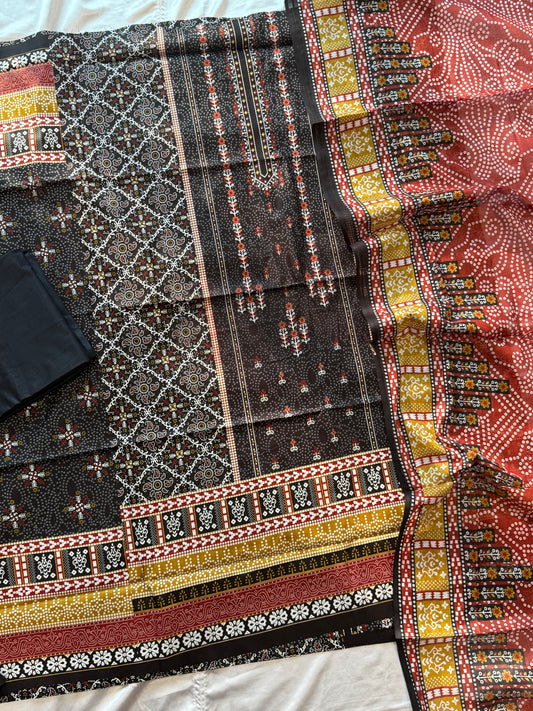 INAYA PURE COTTON PRINTED SUIT 5