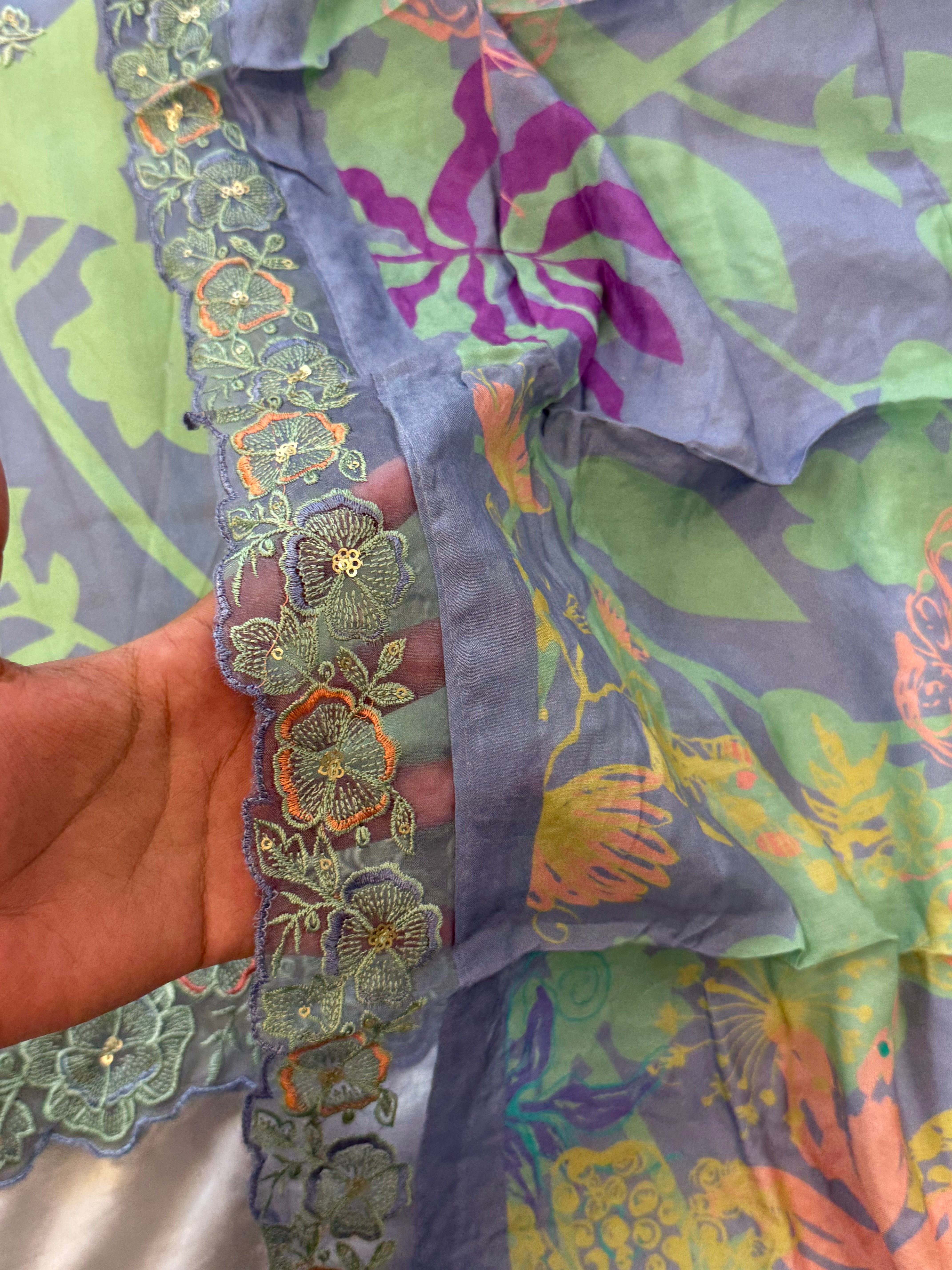GAZAB 2 LAWN EMBROIDERY SUIT 2 Q
