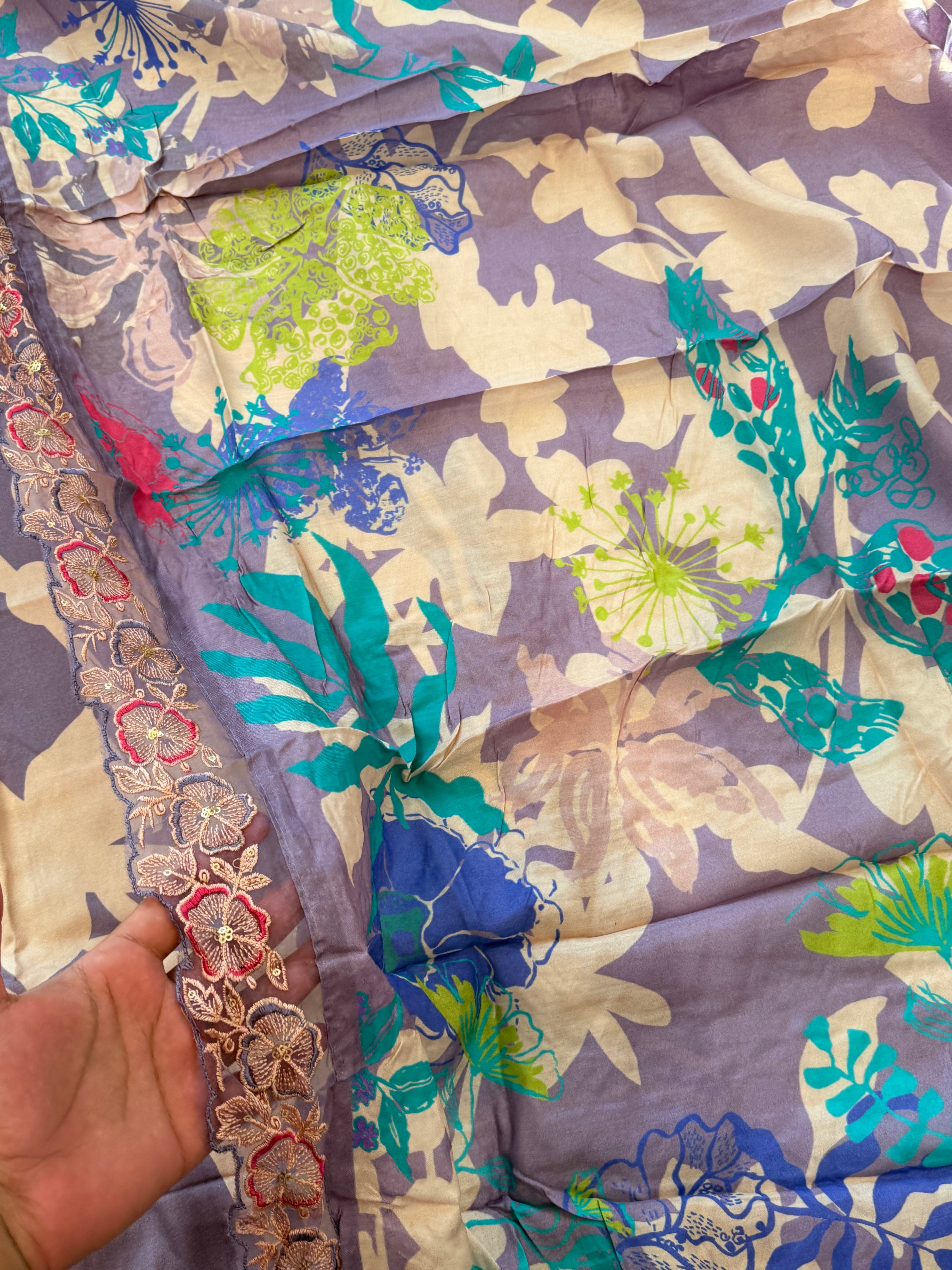 GAZAB 2 LAWN EMBROIDERY SUIT 3 Q