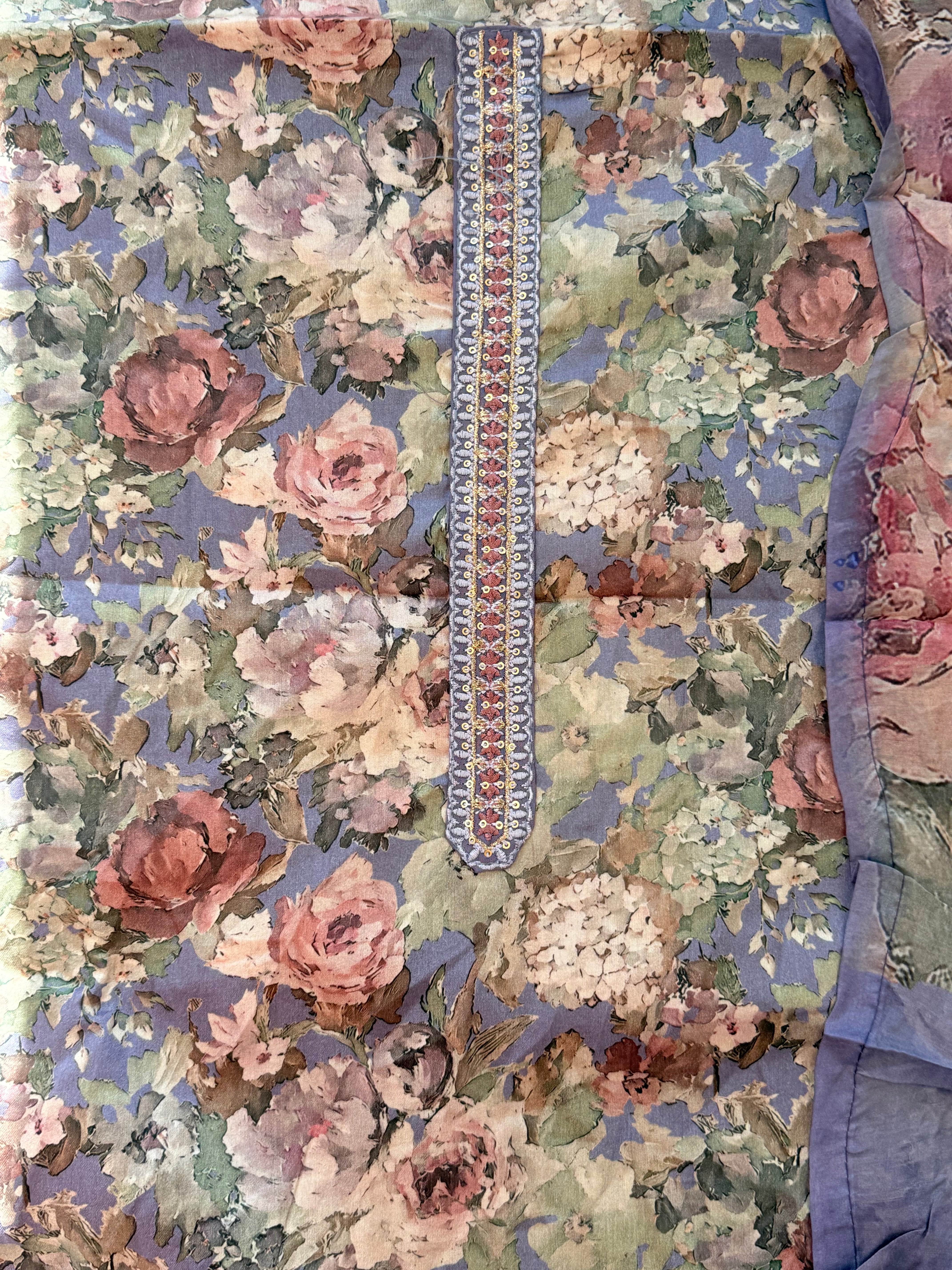 PASHA LAWN EMBROIDERY SUIT 1 Q